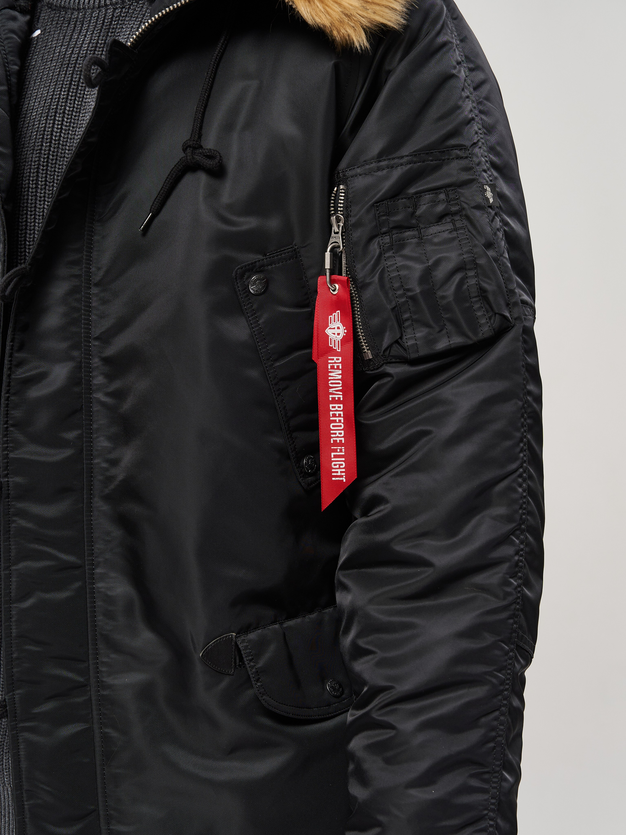 Мужские куртки Angelo bonetti. Фотограф для маркетплейсов в Москве