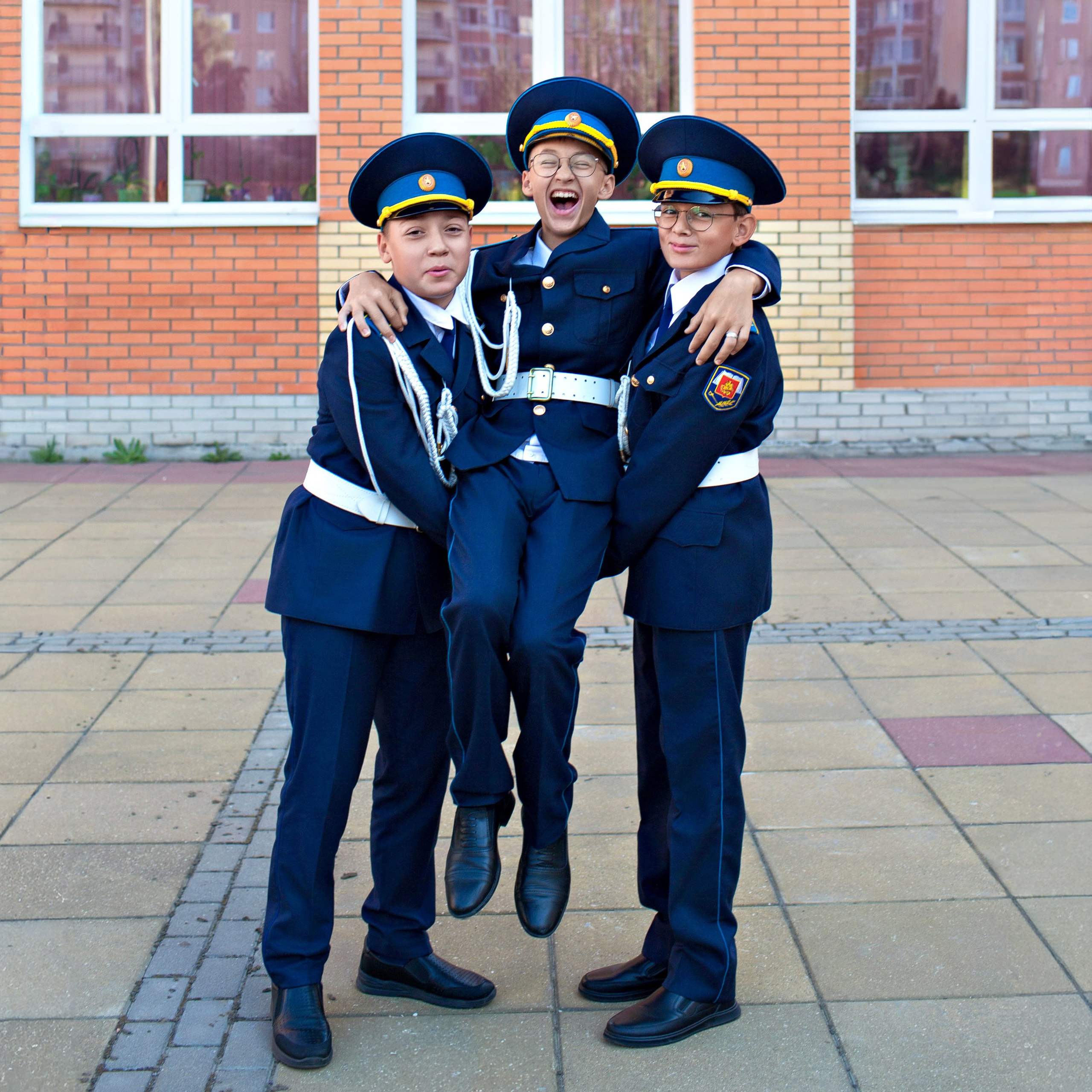 Школьная съемка. Выпускные альбомы и школьный фотограф в Подольске, Троицке, Щербинке, Москве и Московской области