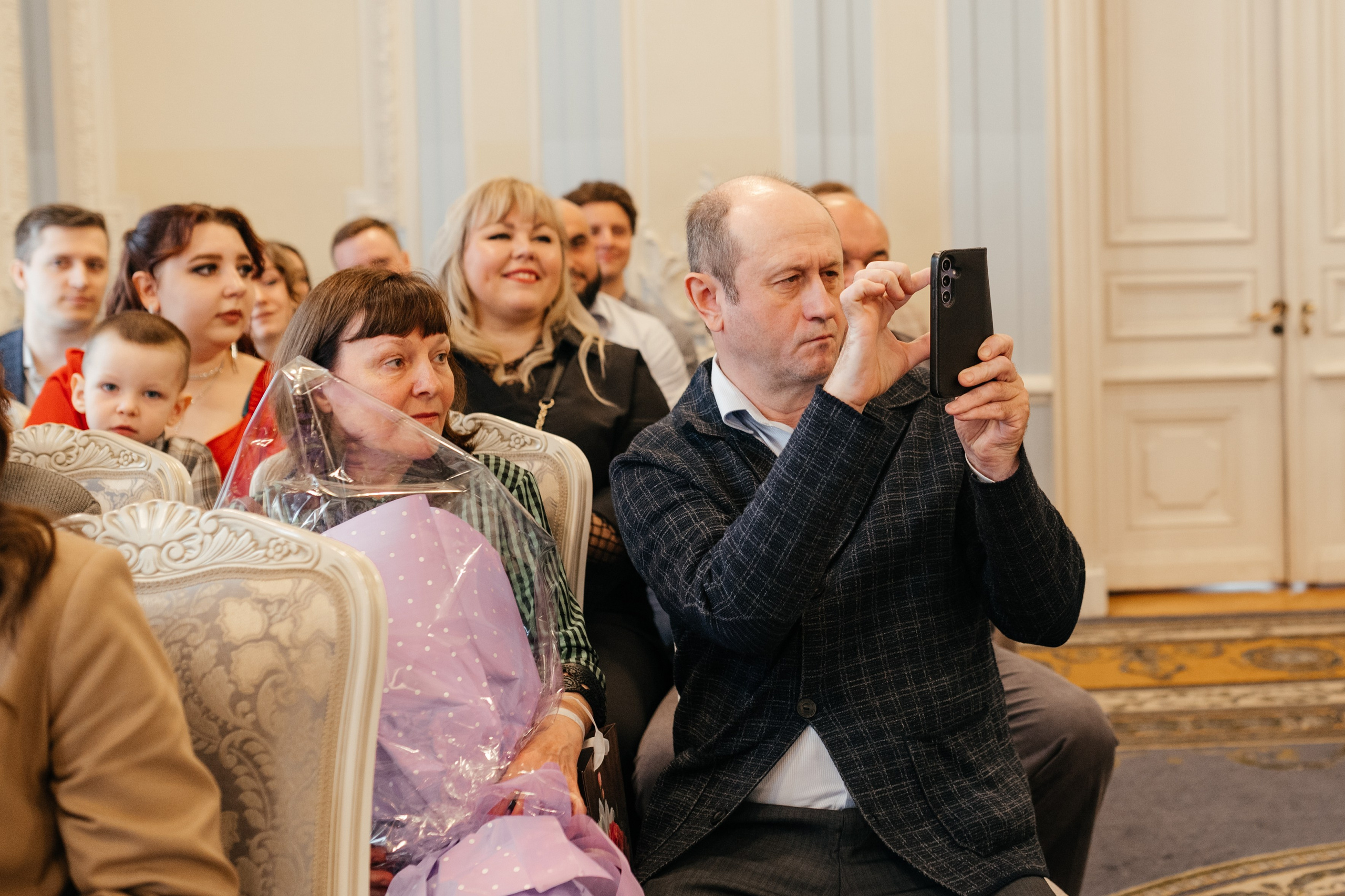 Виктор и Ксения. Свадебный и студийный фотограф Ирина Котикова