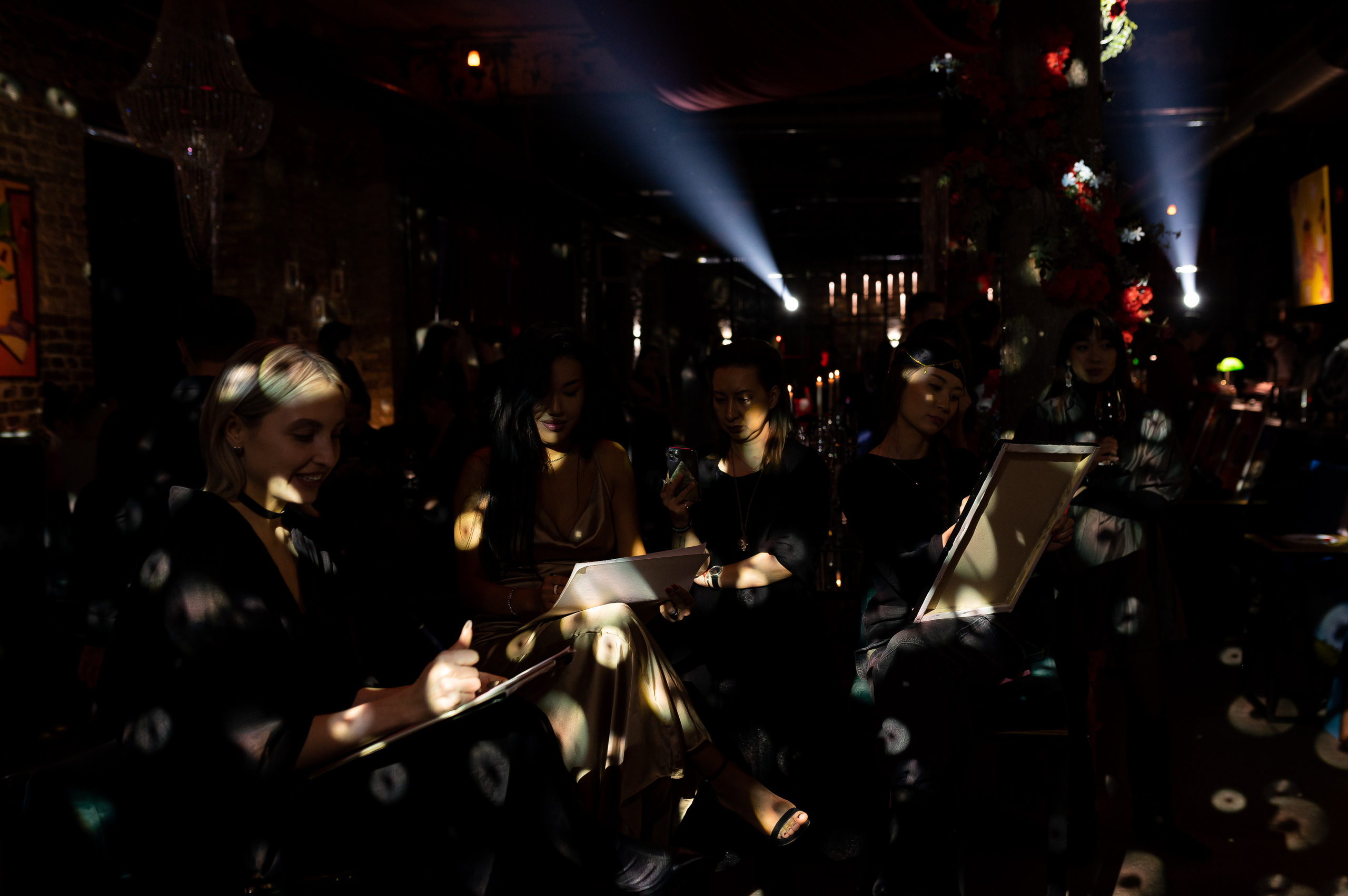 Проект: Арт богемная выставка. Свадебный фотограф