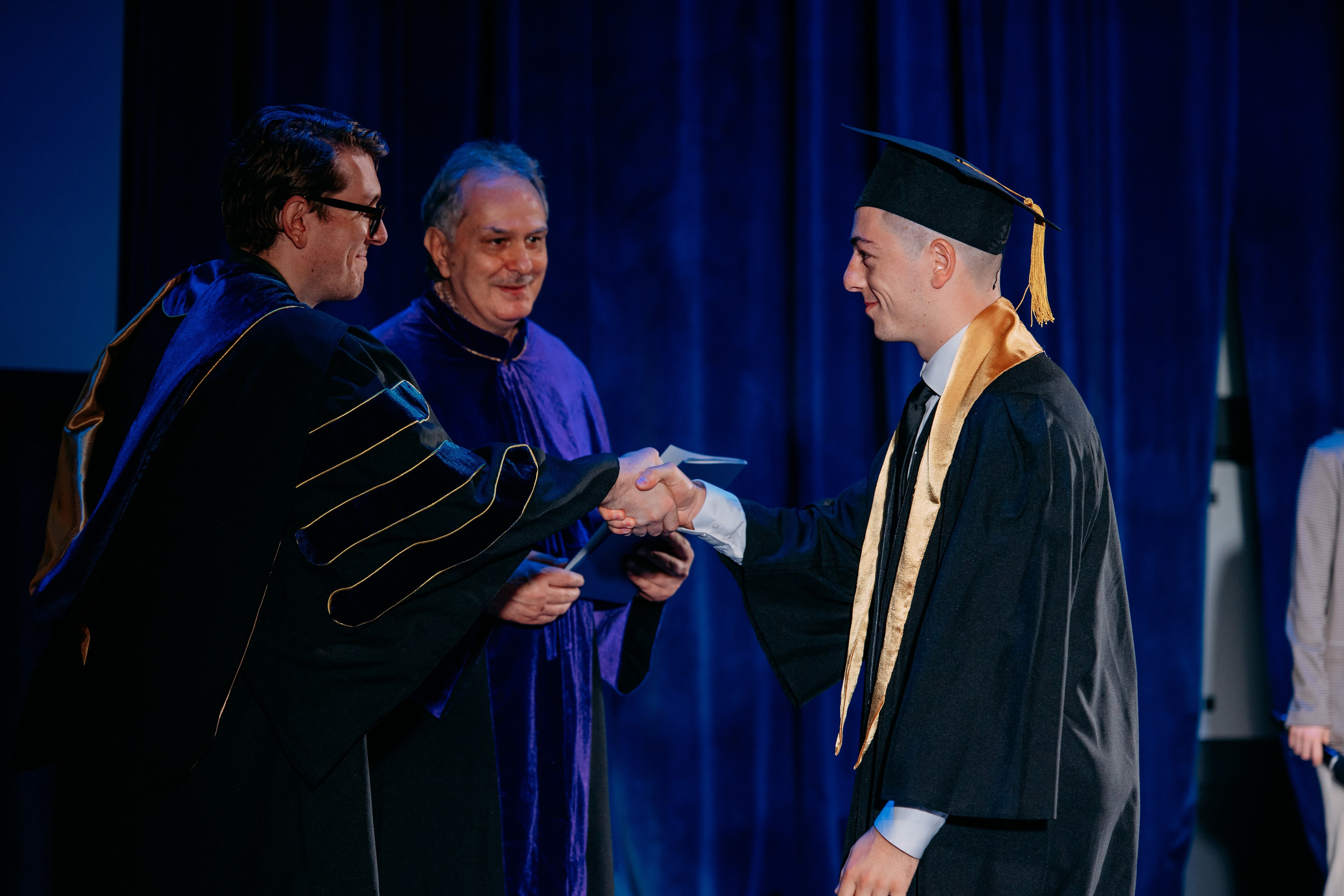 Вручение дипломов. Фото и видео съемка. Андрей Ионов