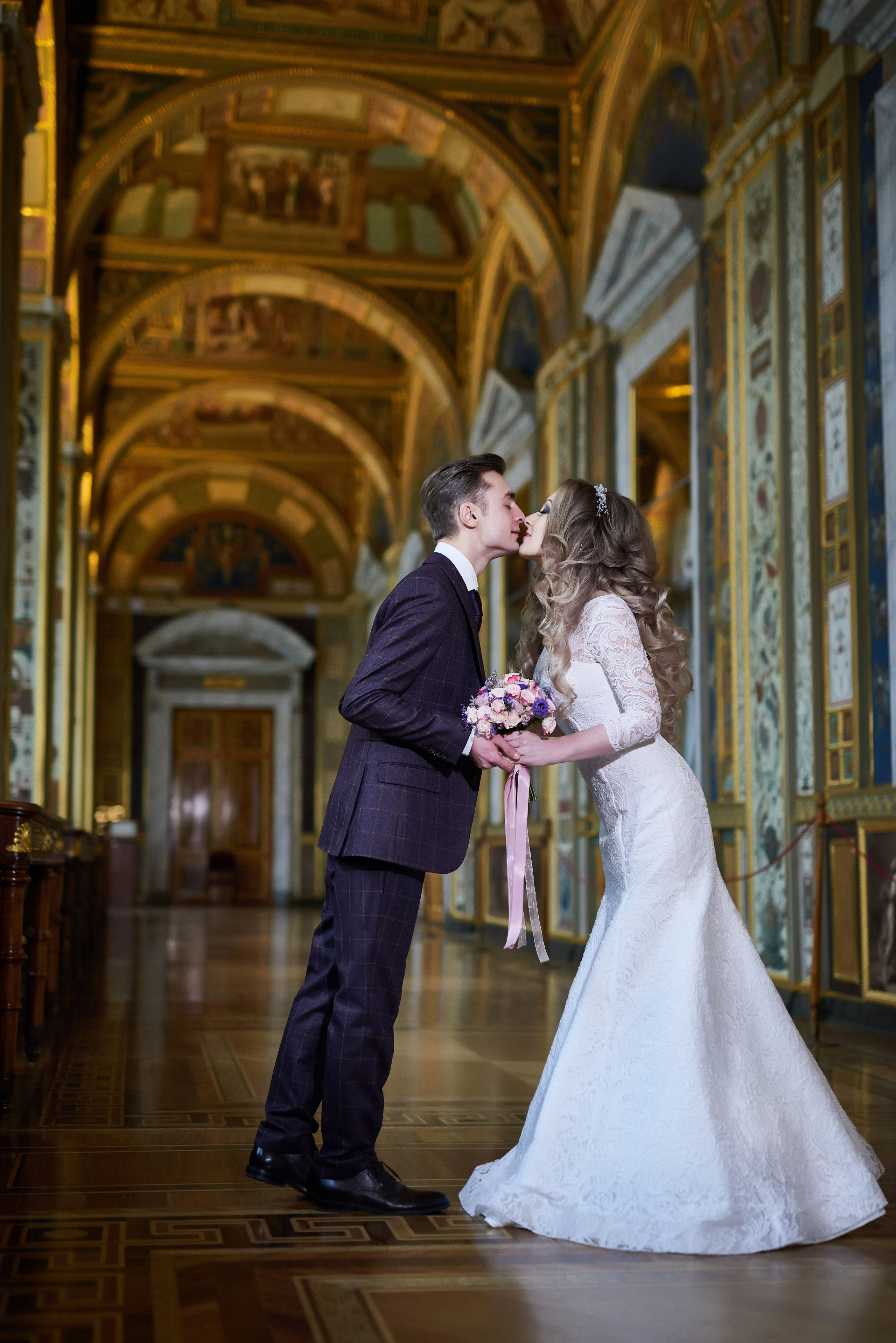 Илона и Андрей (фотосессия в ночном Эрмитаже). Портретный, семейный и свадебный фотограф в Санкт-Петербурге и в Пушкине Ширяев Денис