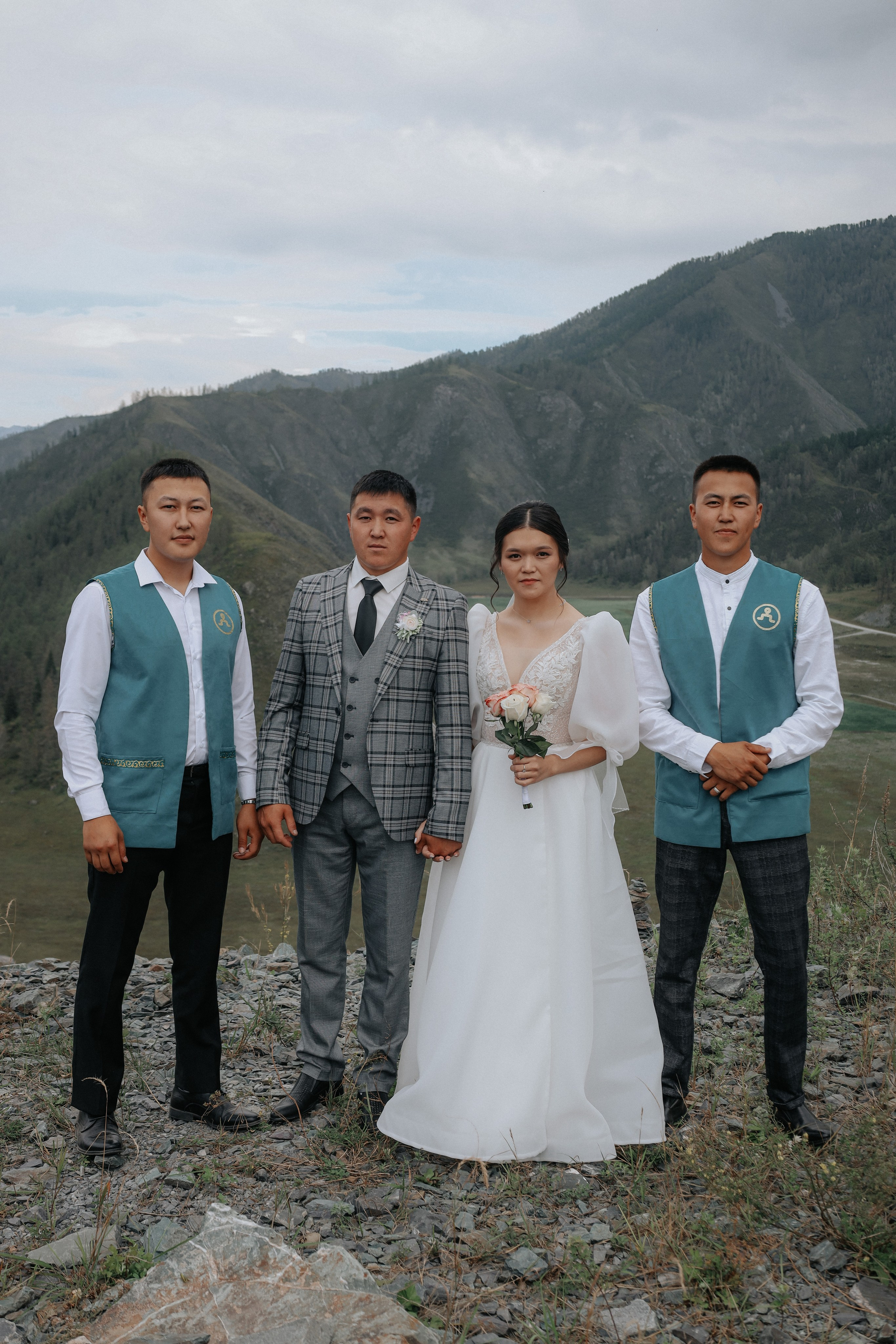 Аткыр и Айсана. Фотограф Горный Алтай