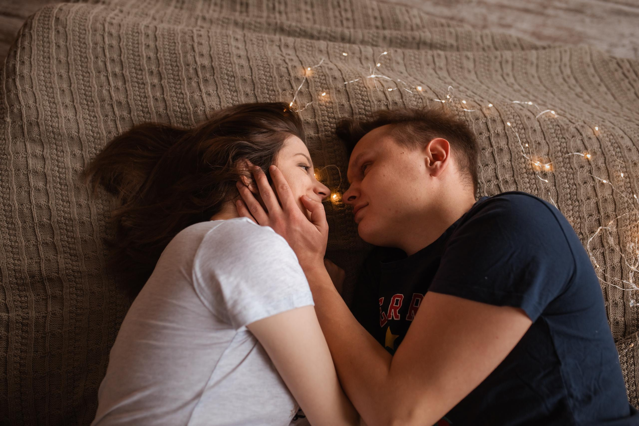 Новогодняя лав-стори в студии Мимикот. Женский семейный фотограф Тула Москва Захарова Анна