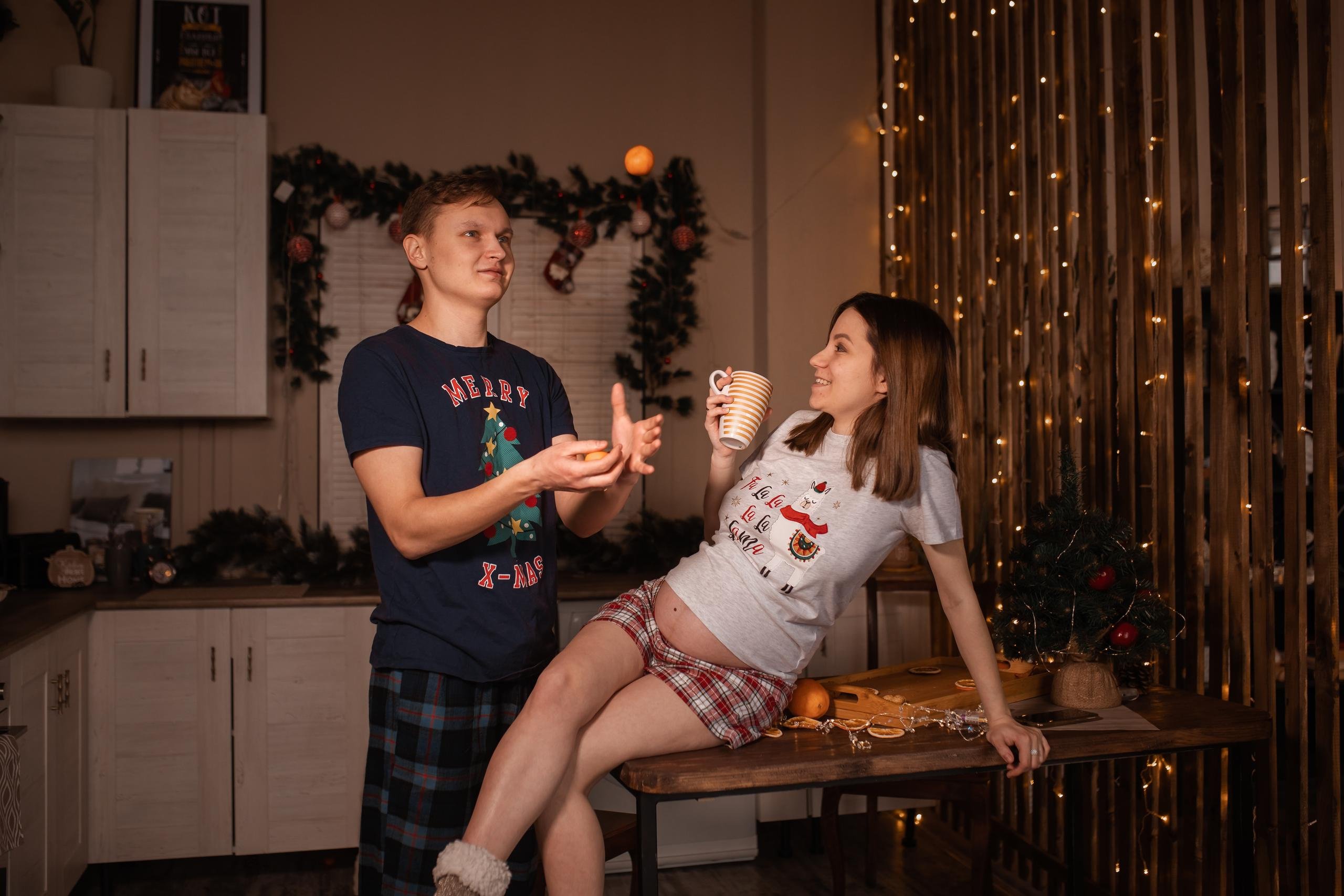 Новогодняя лав-стори в студии Мимикот. Женский семейный фотограф Тула Москва Захарова Анна