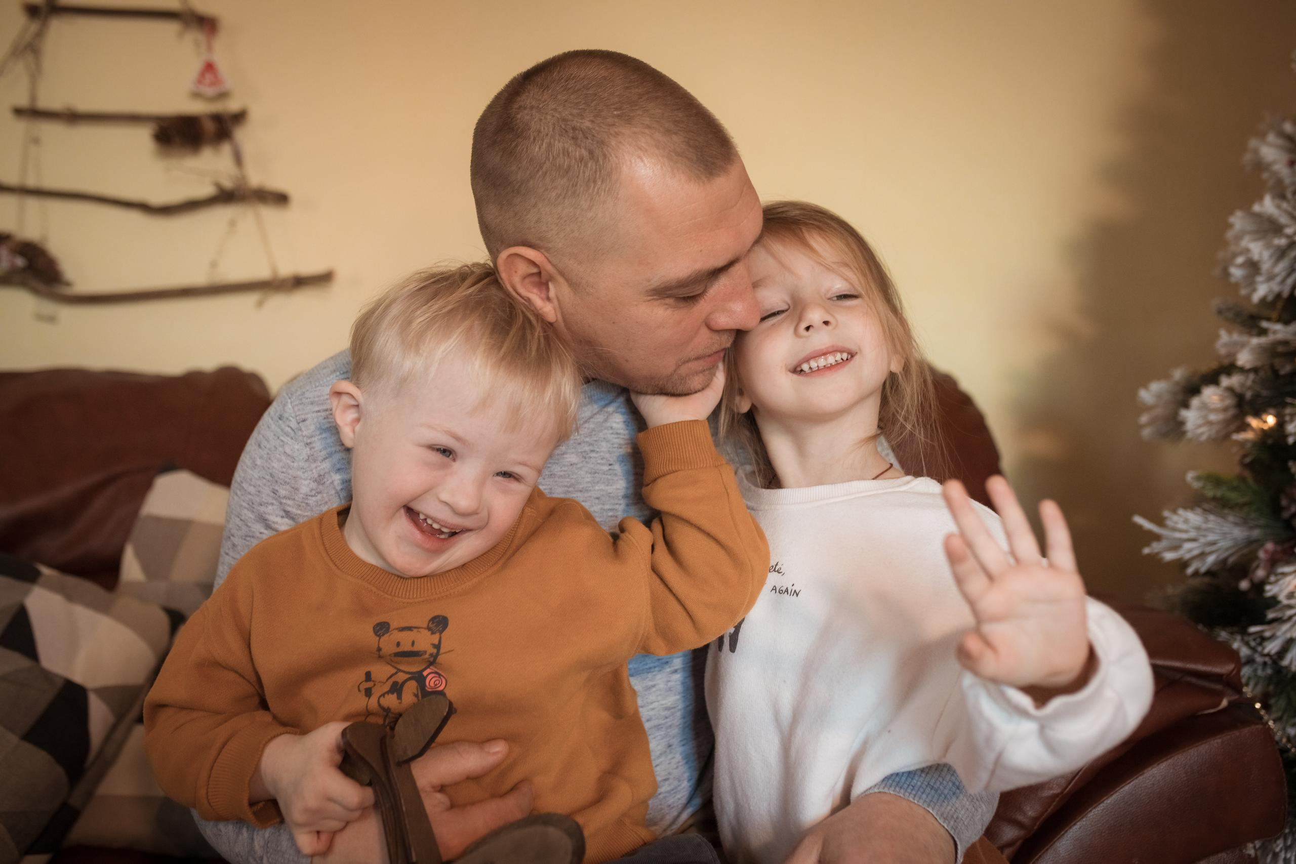 Домашняя теплая съемка для чудесной большой семьи. Женский семейный фотограф Тула Москва Захарова Анна