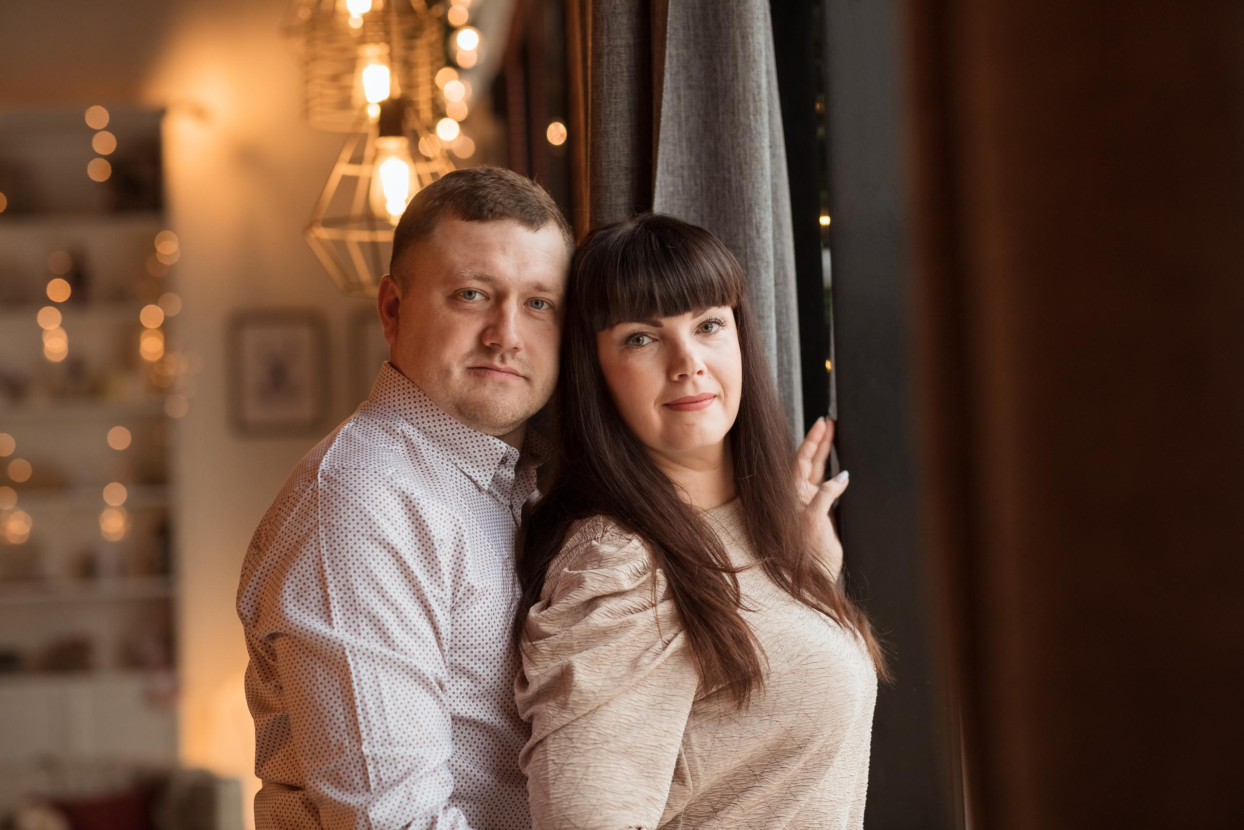 Новогодняя съемка для большой семьи в студии Библиотека. Женский семейный фотограф Тула Москва Захарова Анна