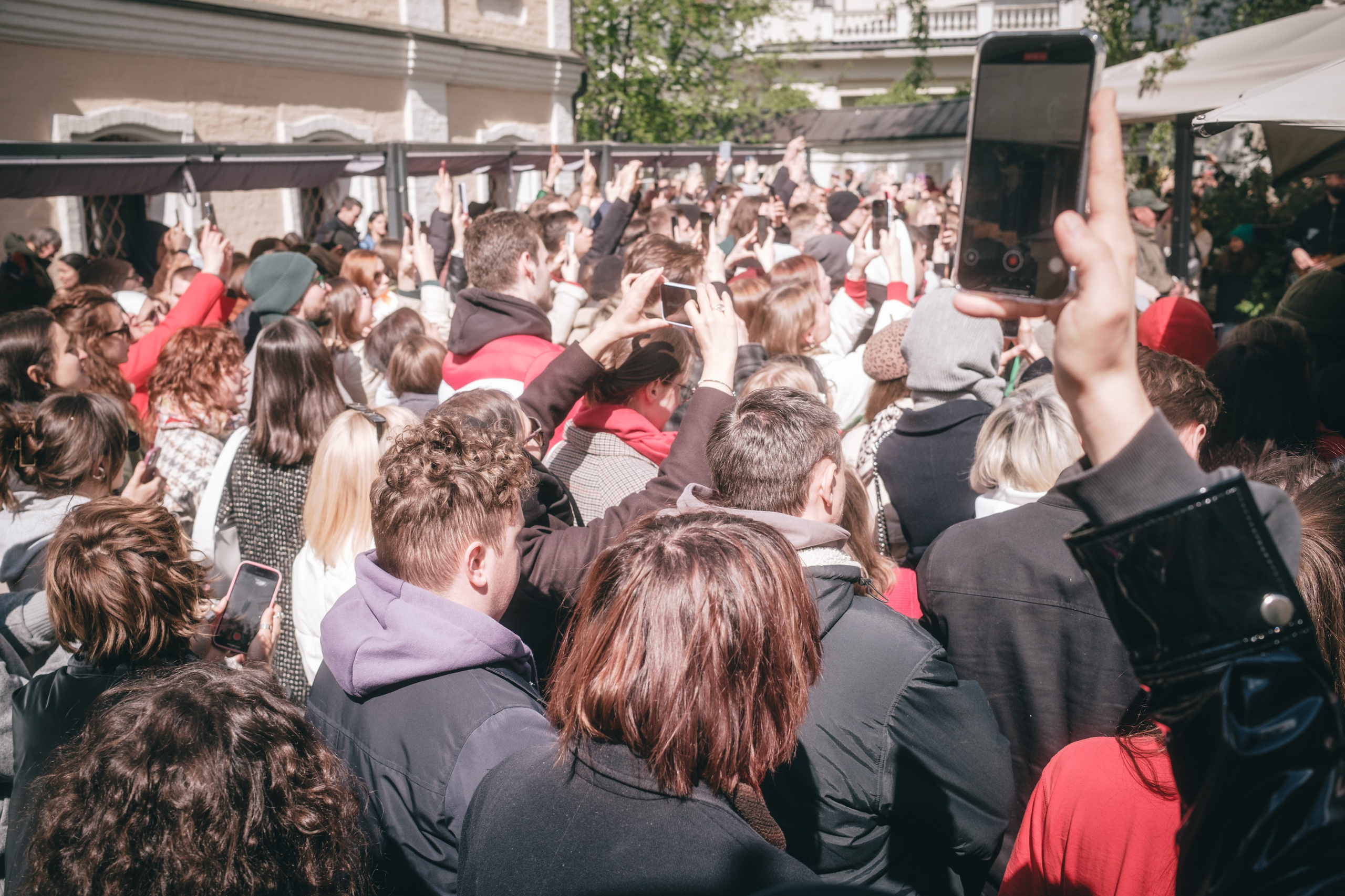 ANTIПA: Музыка во дворе: Антон Беляев & Therr Maitz. Фотограф в Москве Максим Скоробогатов