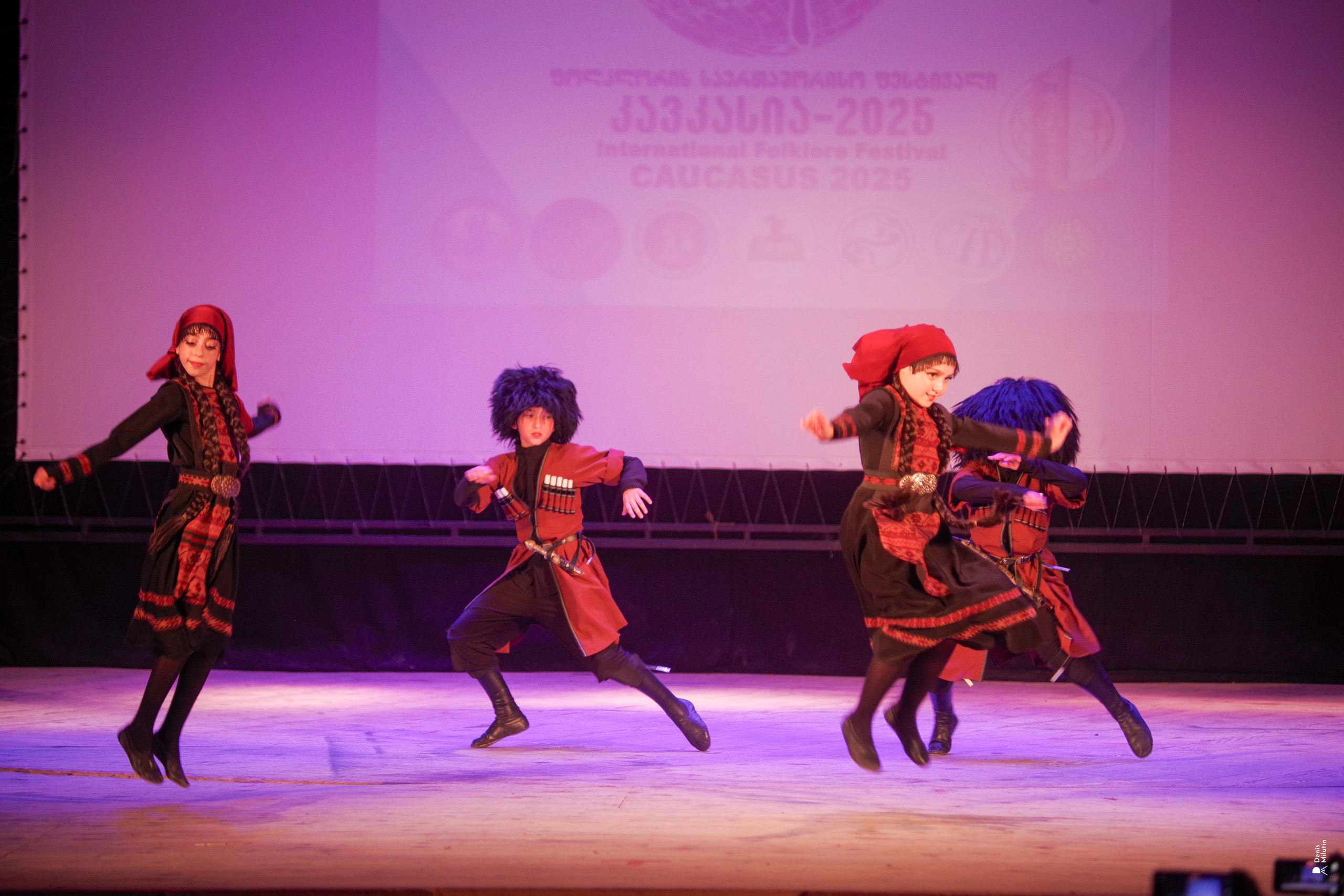 Танцы в прекрасном Они. Портретный фотограф Денис Милютин