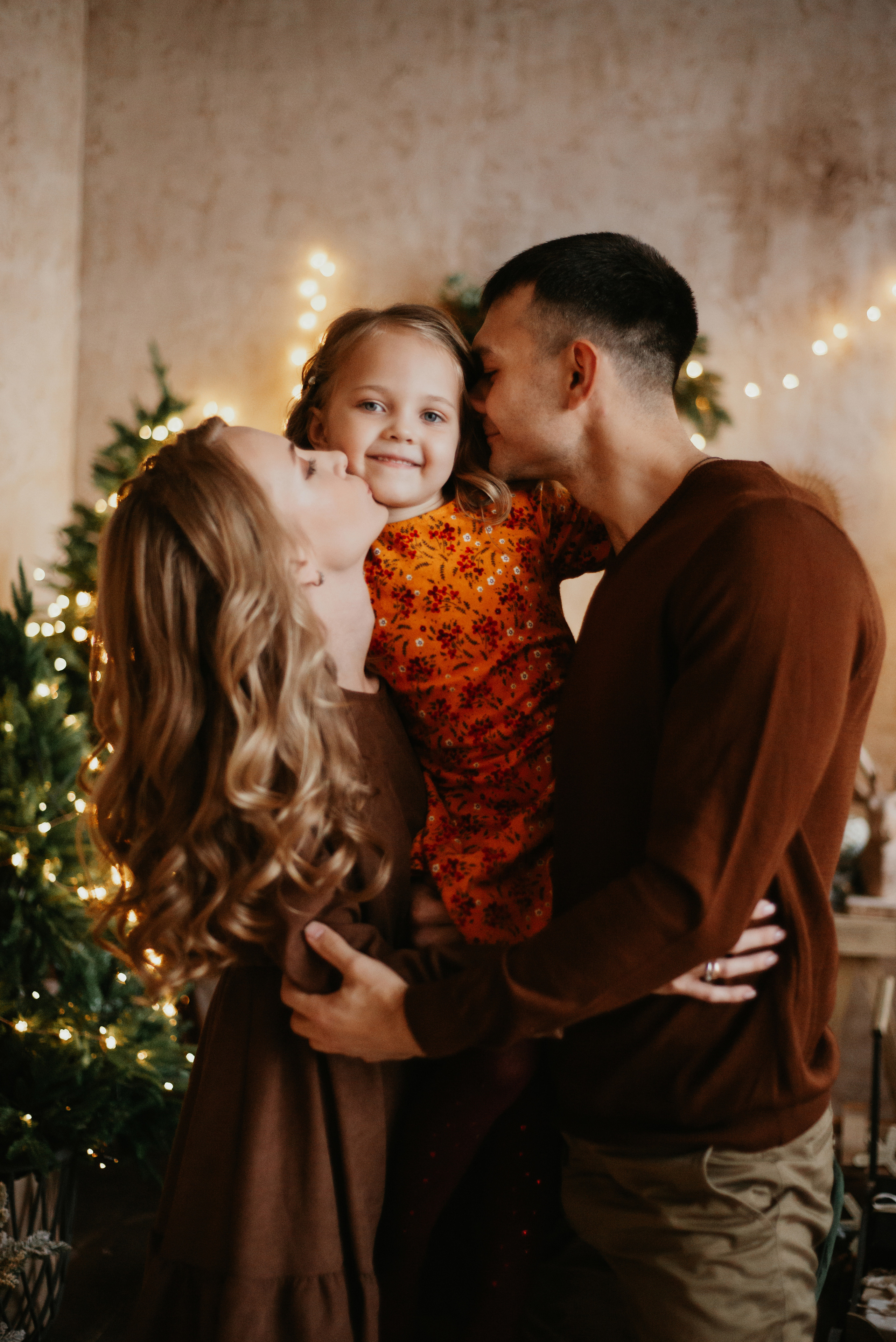 Мама, папа, я. Свадебный фотограф Караганда