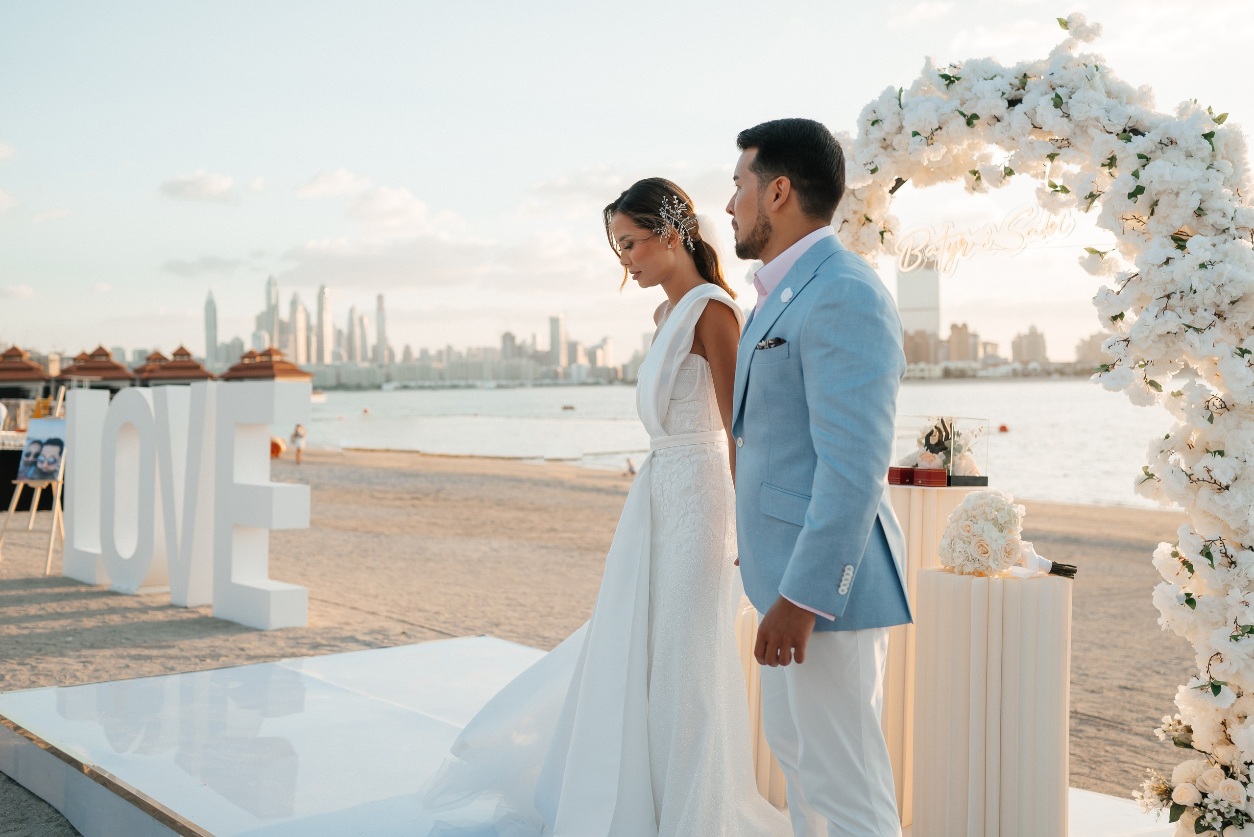 Batyr & Sabina. Wedding and family photographer in Dubai Vasilii Albul