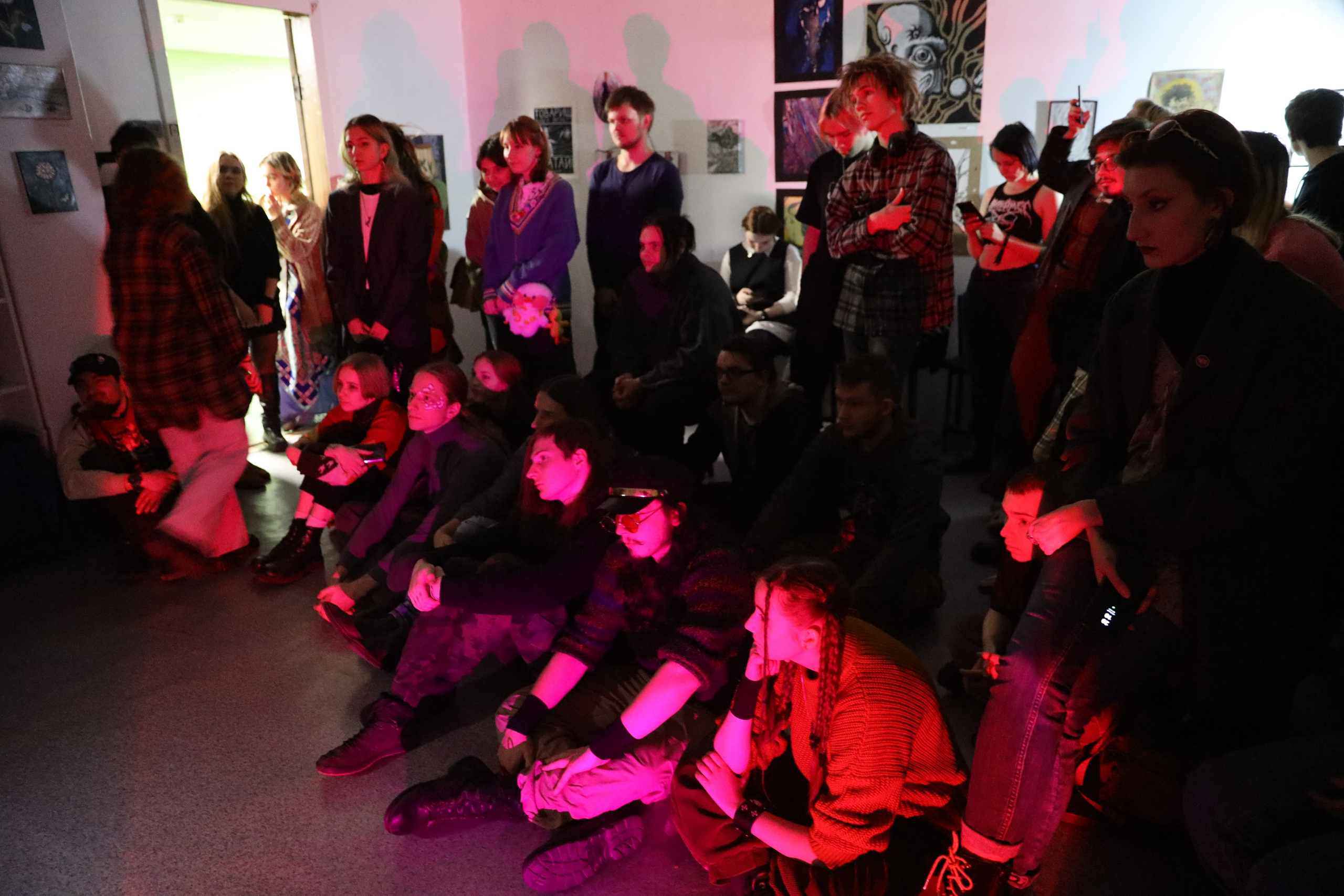 Выставка-перформанс. Творческое пространство в Санкт-Петербурге