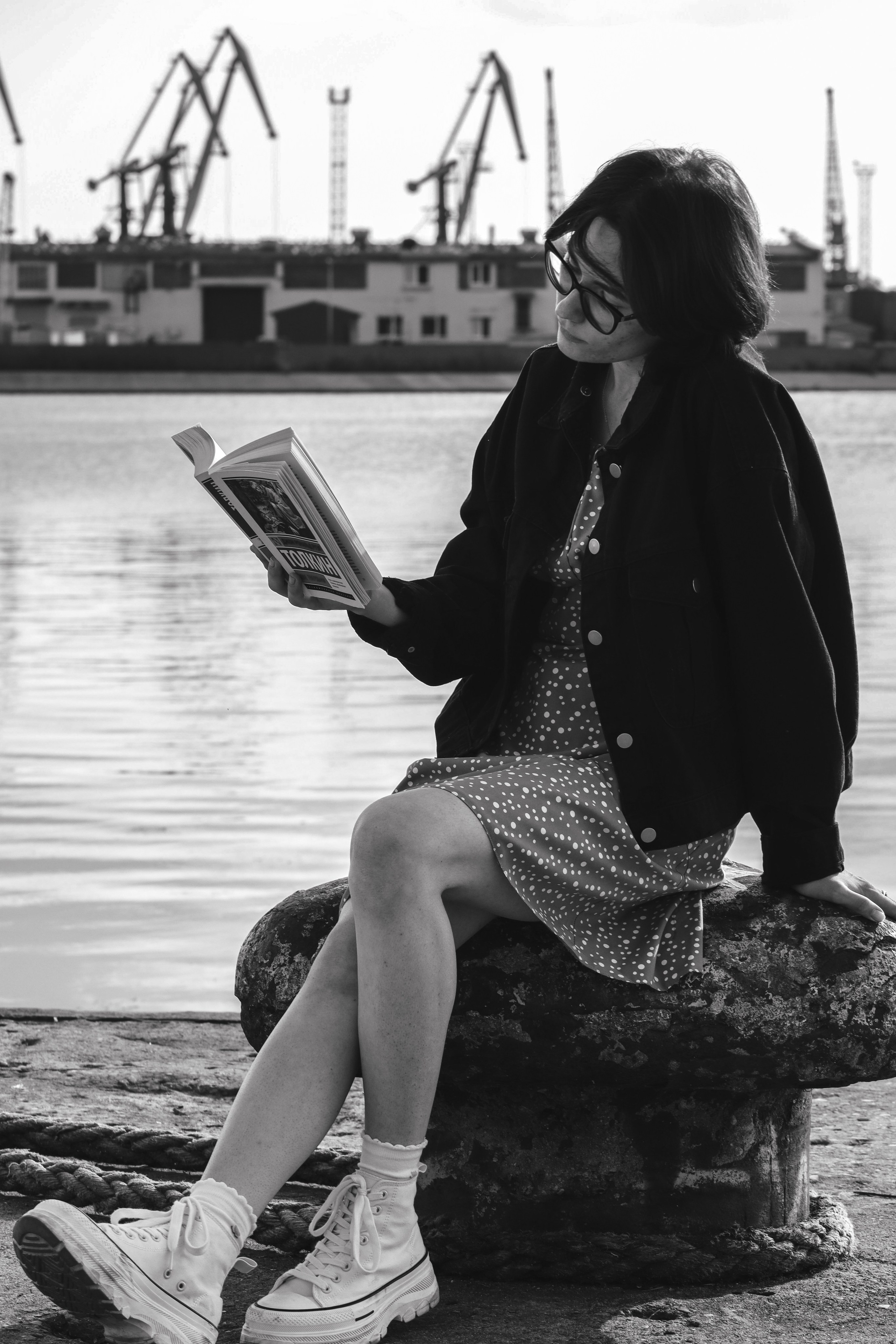 Юля П. (Near the water). — Digital Noise —