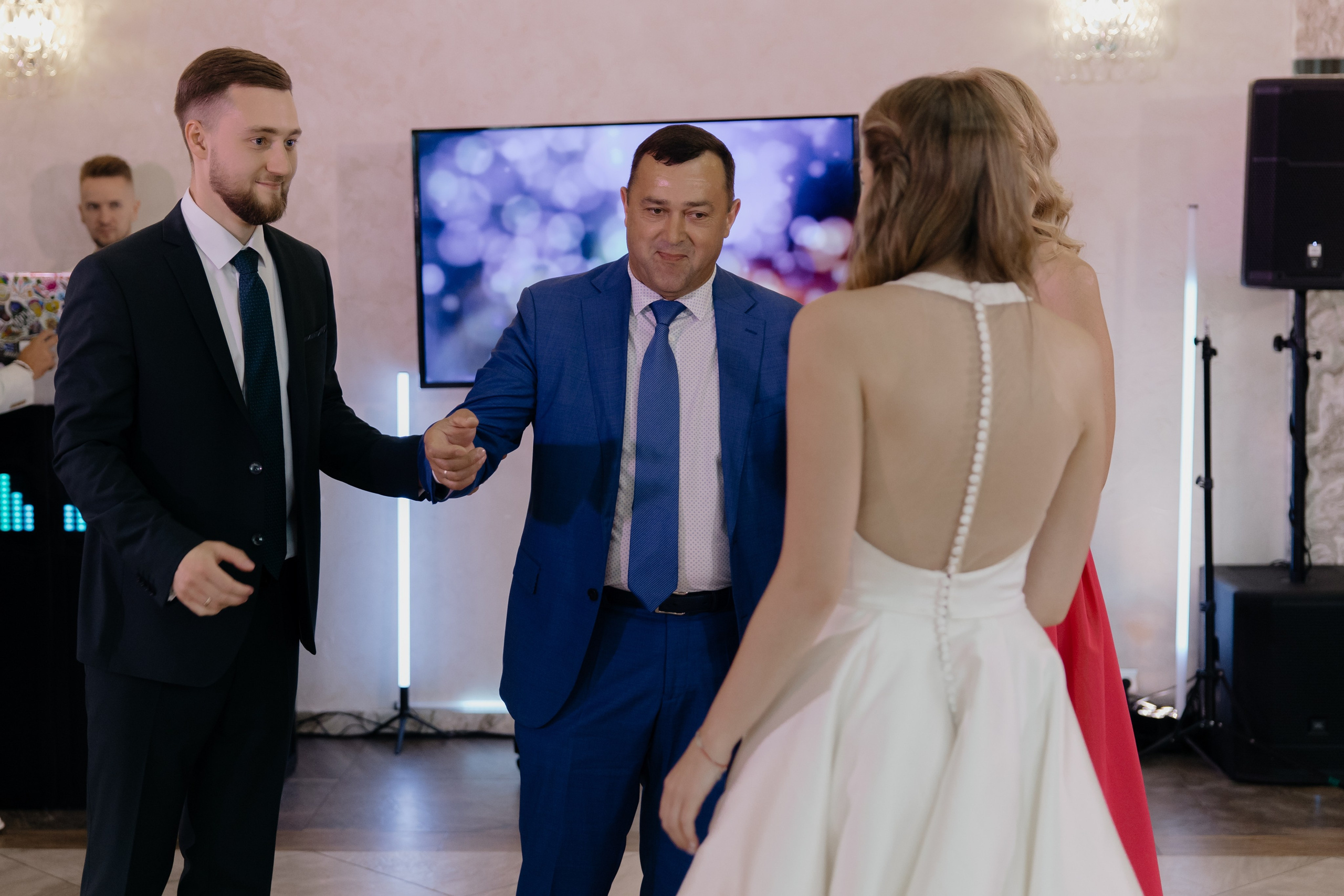 10.08.2024. RETOUCH-HOUSE