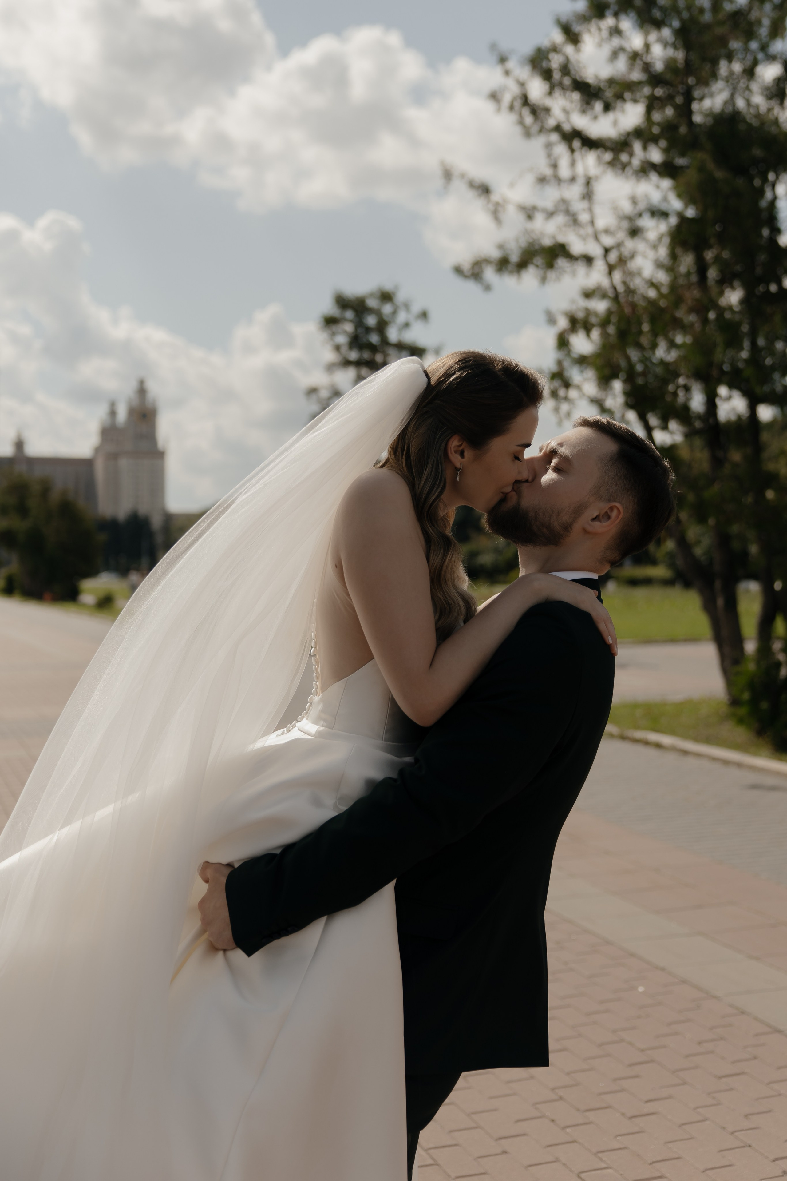 10.08.2024. RETOUCH-HOUSE