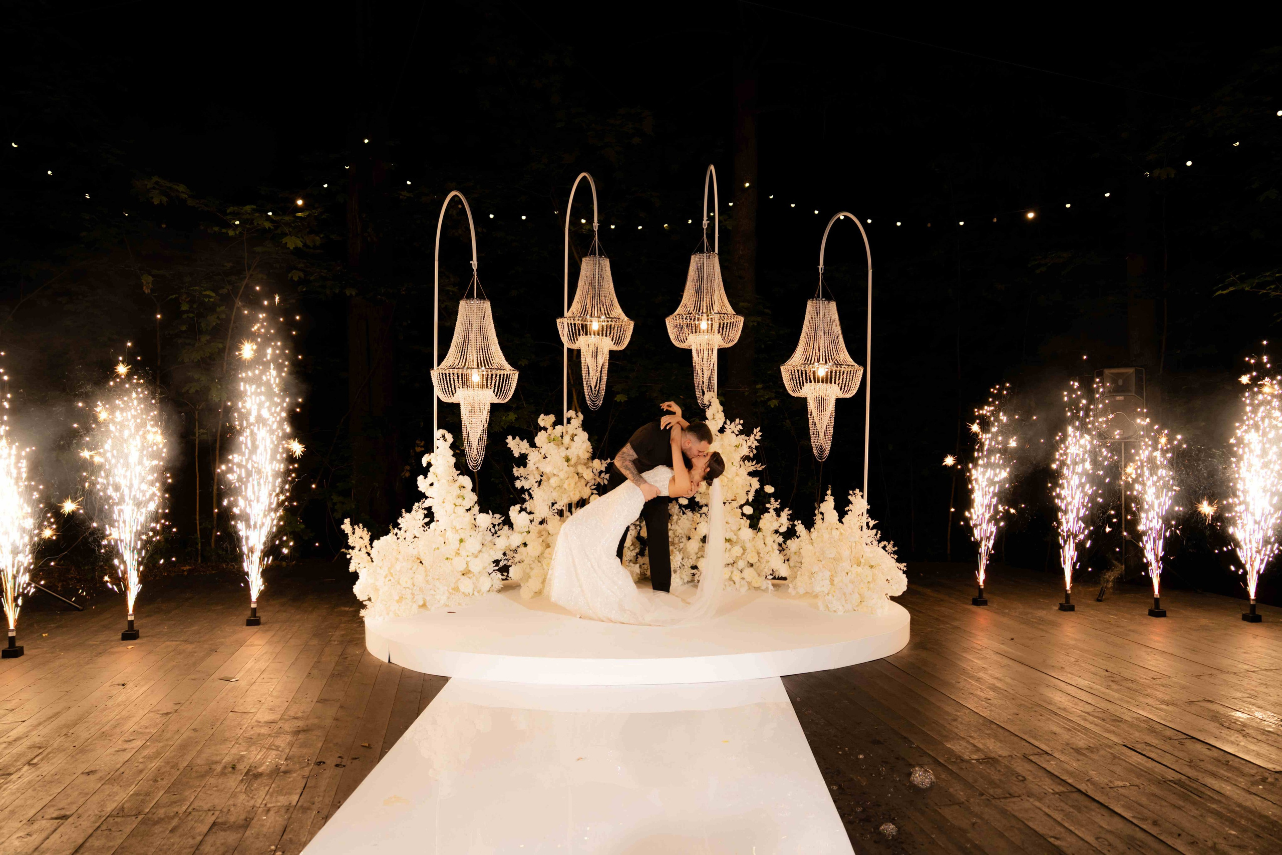Ведущий Терещенко. Подрядчики и друзья сети свадебных площадок House for wedding