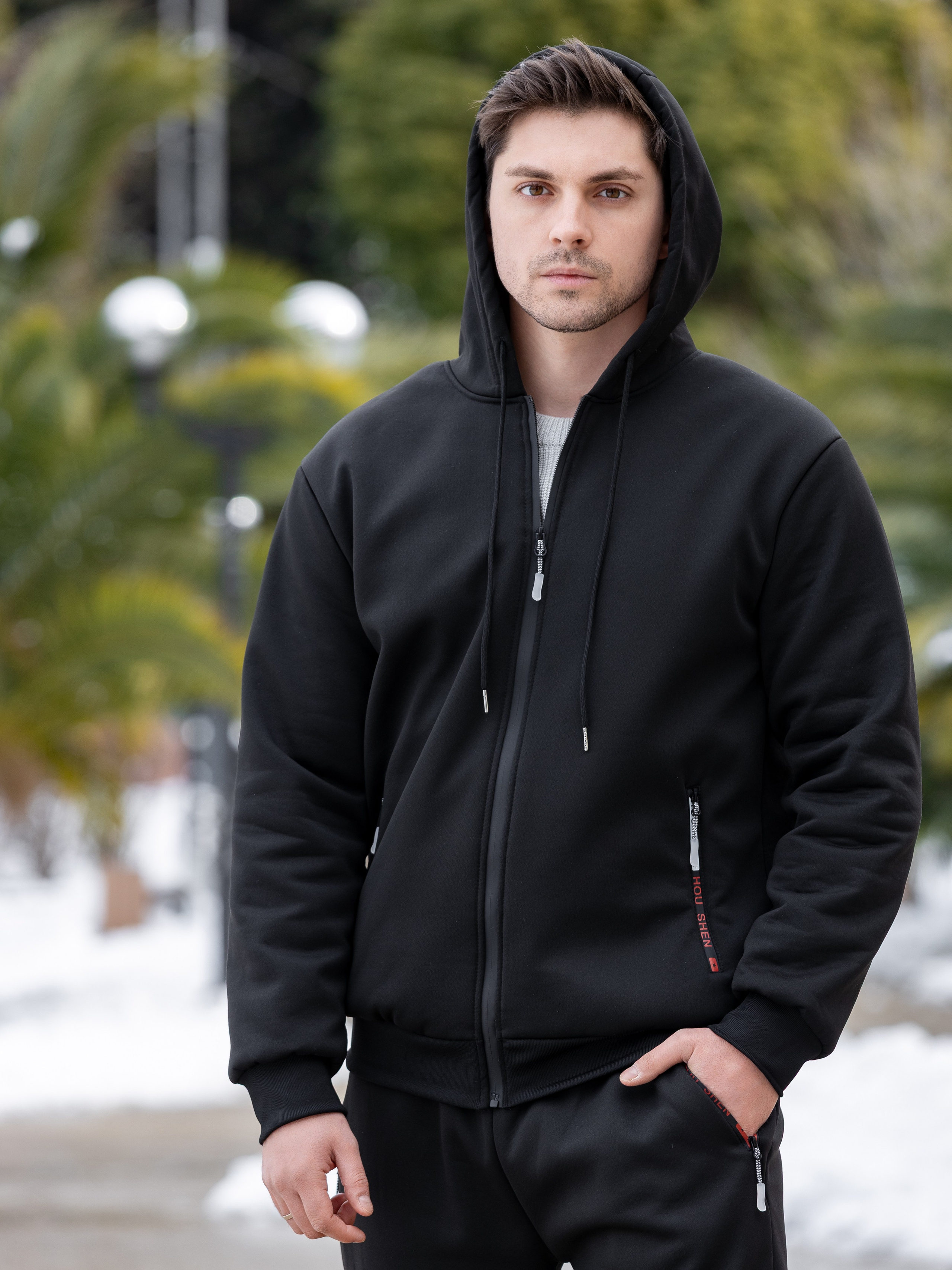 Денис. Фото для маркетплейсов в самых сочных локациях города Сочи