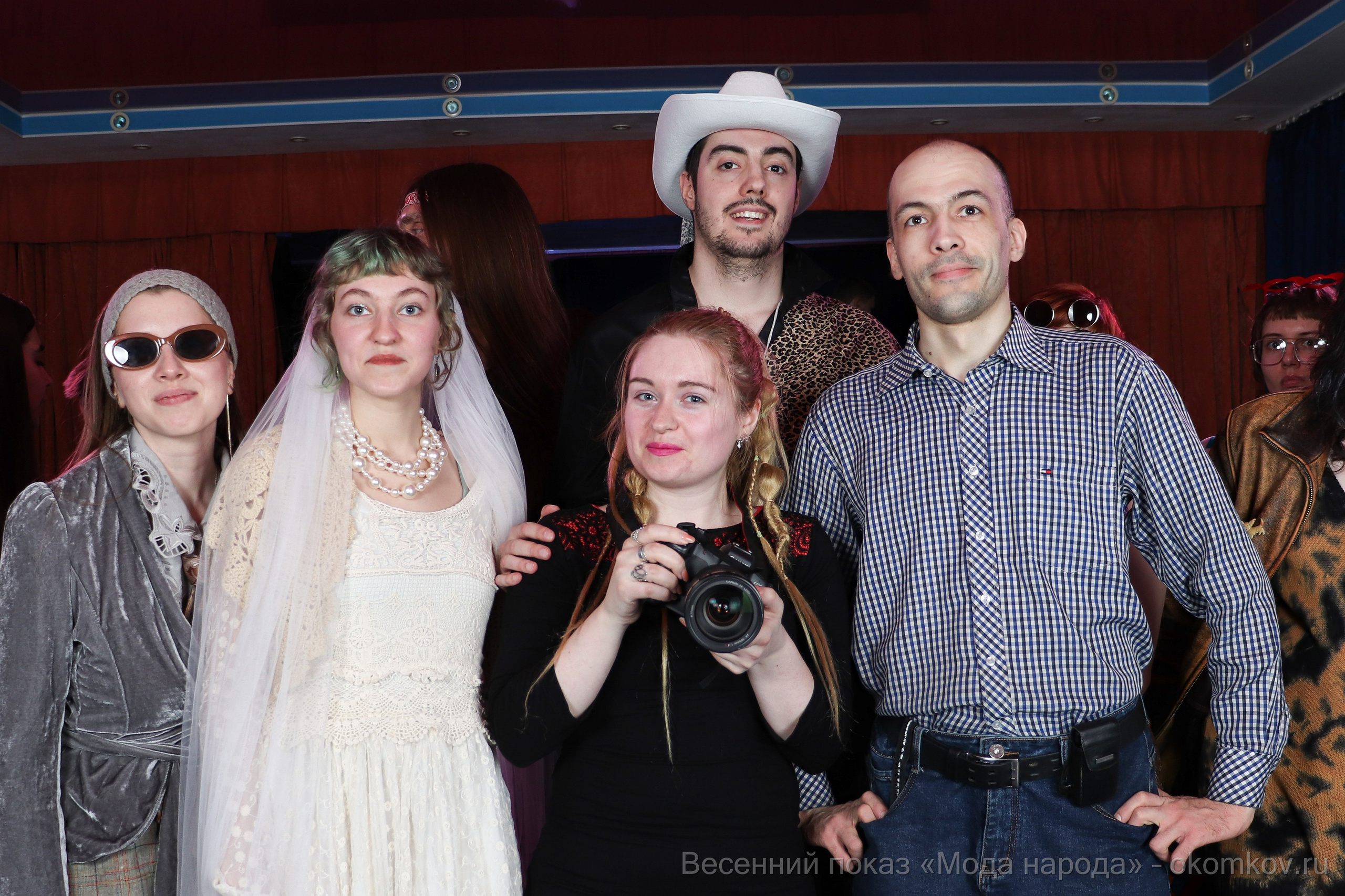 Весенний показ «Мода народа». Ивентный фотограф в Санкт-Петербурге Олег Комков