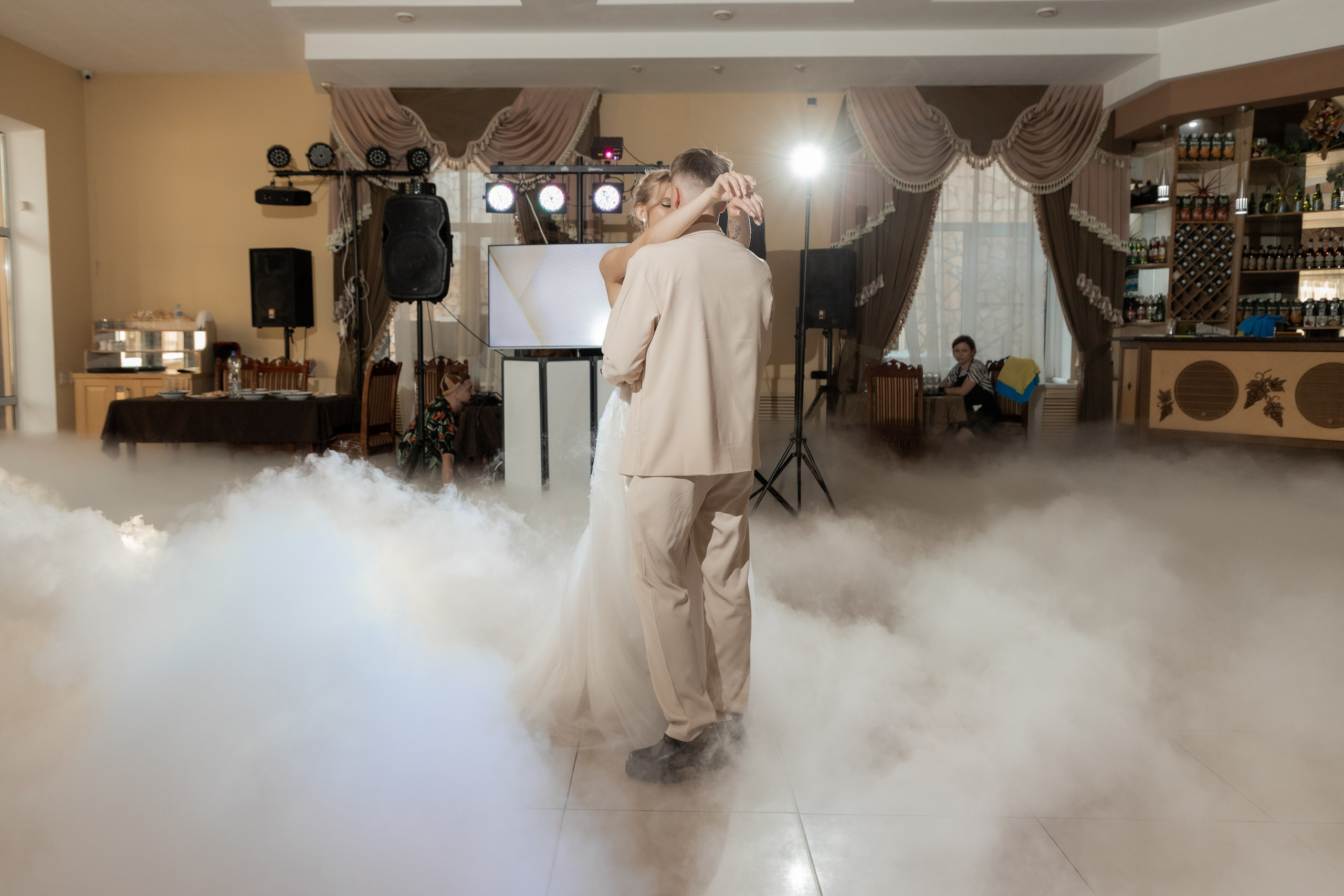 Роман и Александра (банкет). Свадебный фотограф Ангелина Сунгатулина | Саратов | Балаково | Вольск