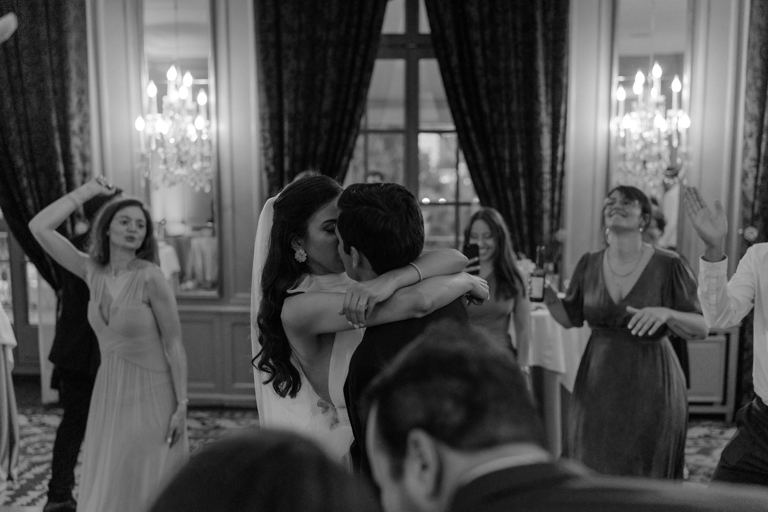 Meriam & Ghassen | Party at Four Seasons Geneva. Photographe de Mariage Professionnelle — Genève & Suisse Romande | Tanya Creator