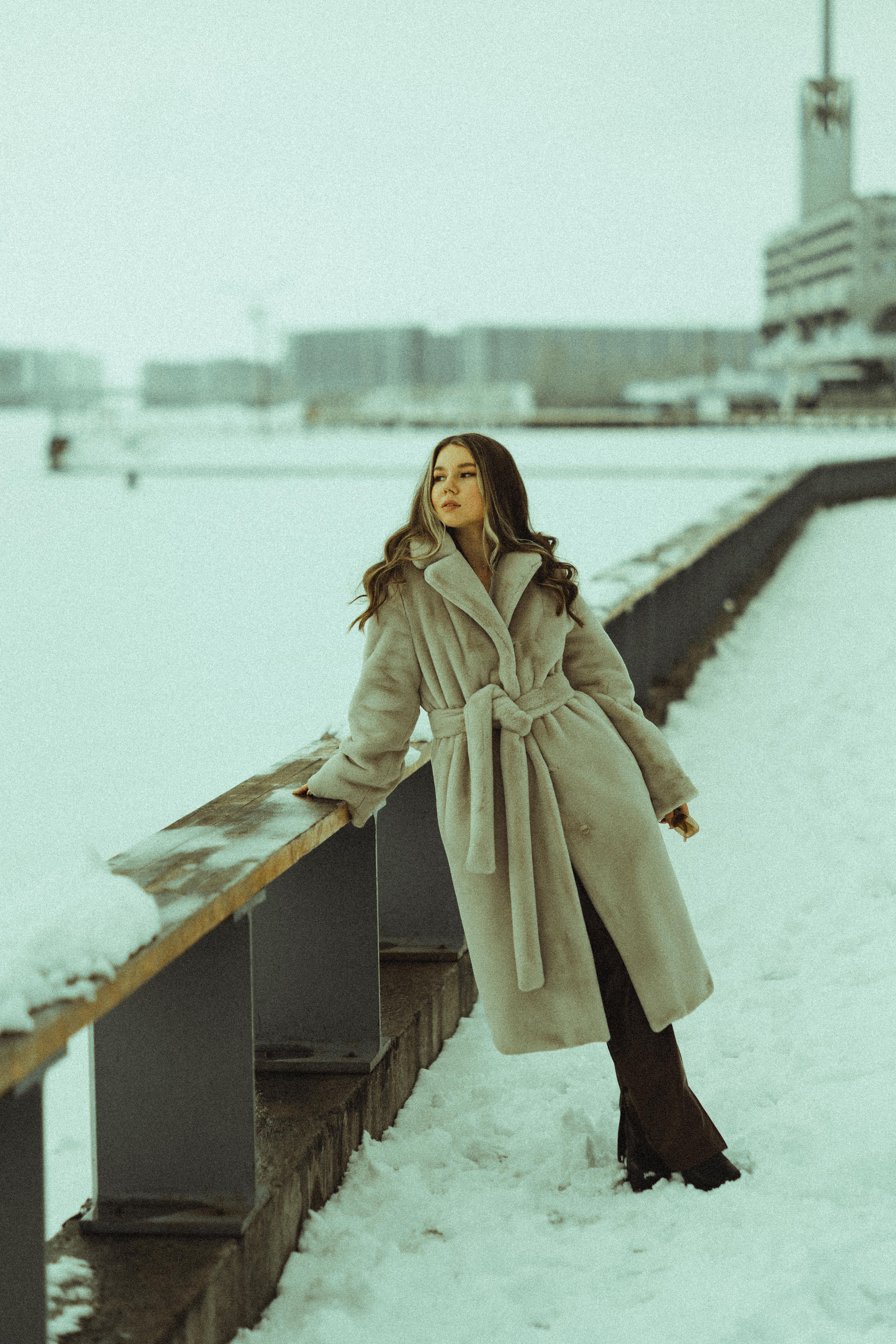 Nina. Professional Wedding Photographer Geneva & Romande Switzerland | Tanya Creator