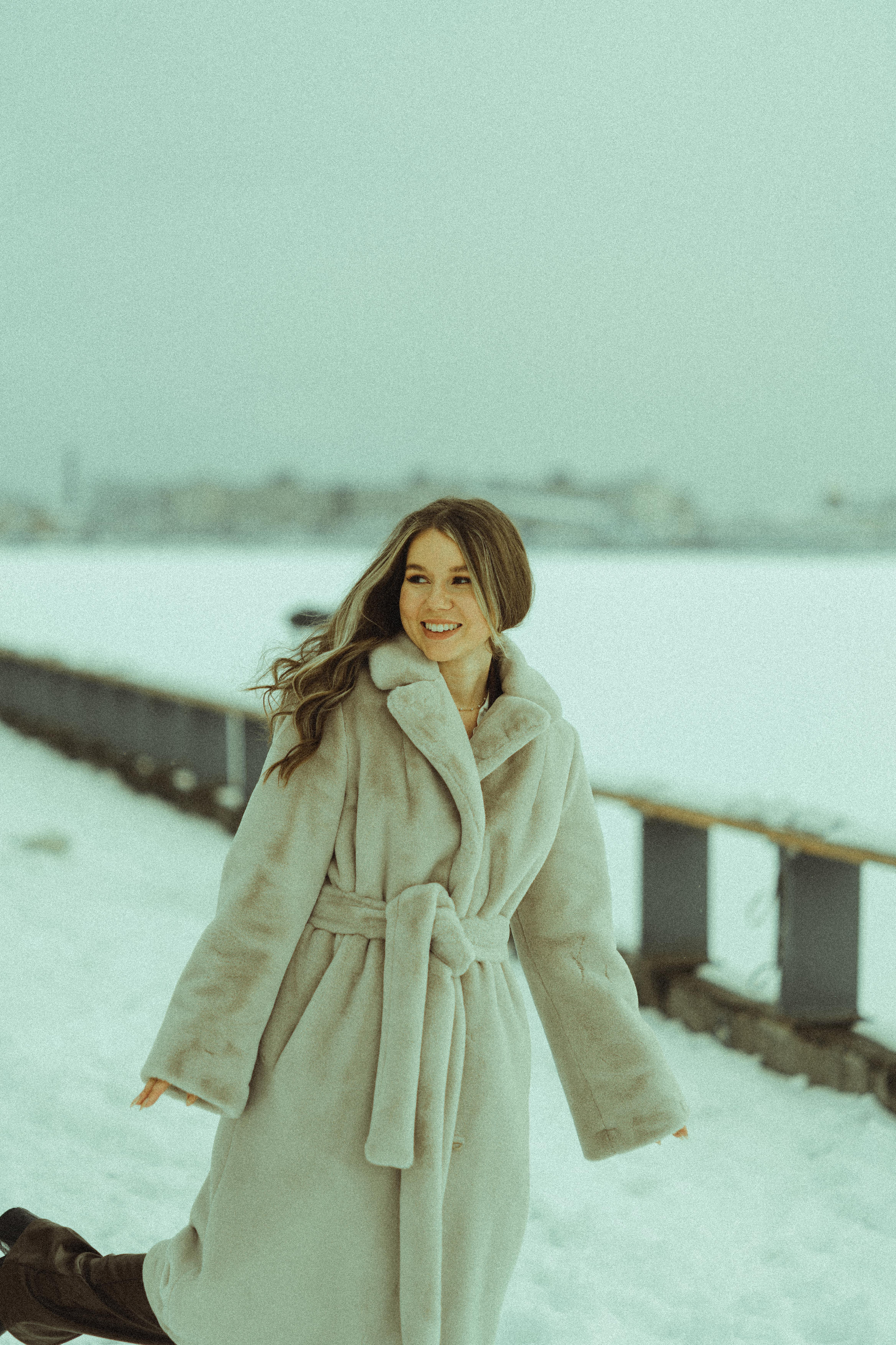 Nina. Professional Wedding Photographer Geneva & Romande Switzerland | Tanya Creator