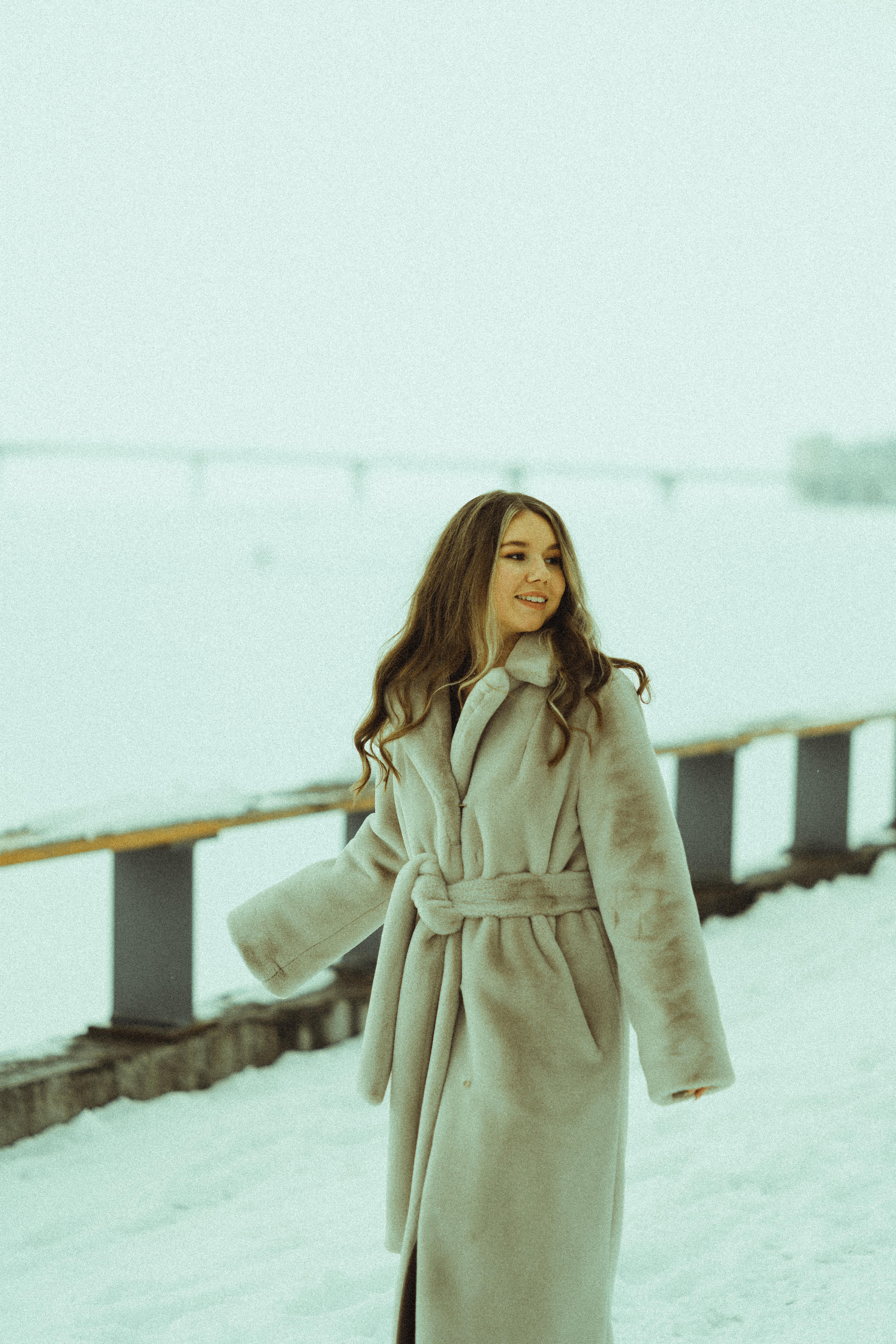 Nina. Professional Wedding Photographer Geneva & Romande Switzerland | Tanya Creator