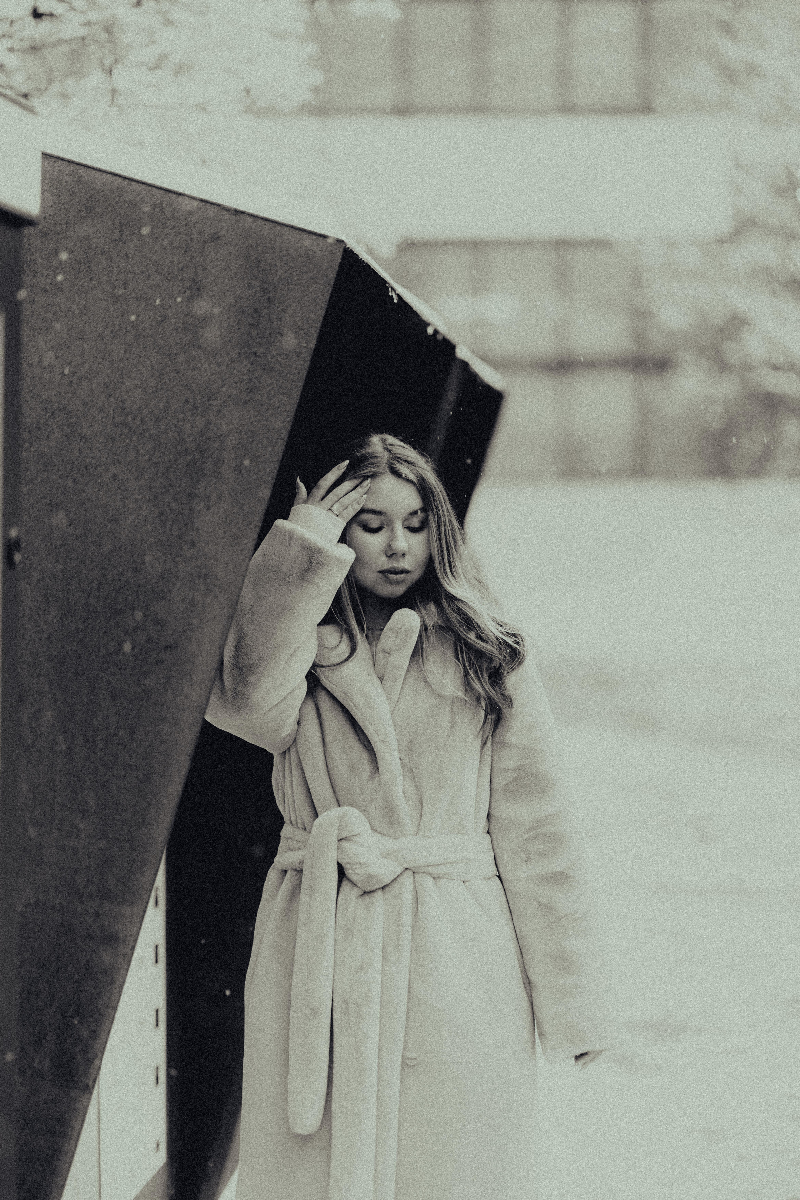 Nina. Professional Wedding Photographer Geneva & Romande Switzerland | Tanya Creator