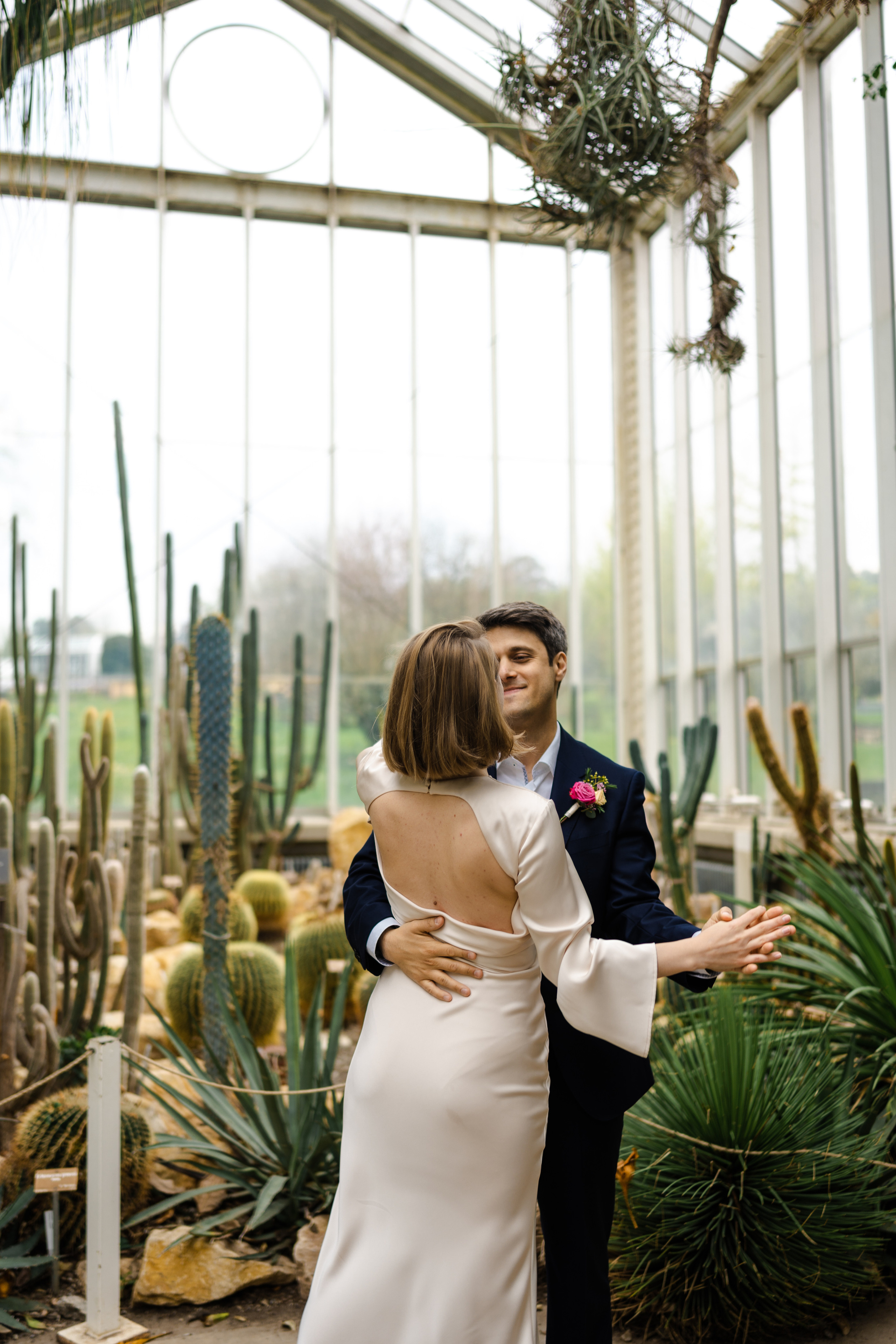 Nina & Jeton | Vernier. Photographe de Mariage Professionnelle — Genève & Suisse Romande | Tanya Creator