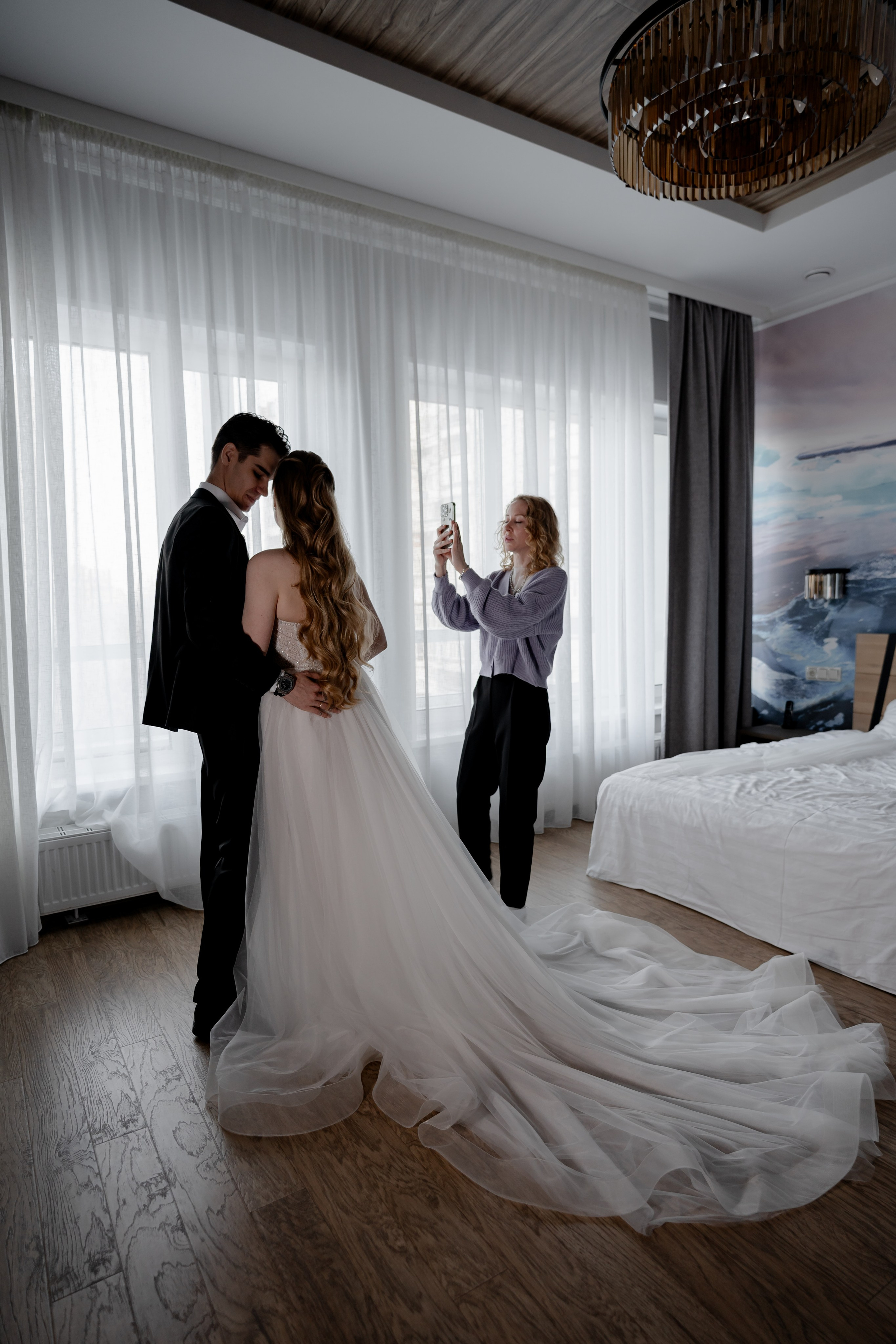 СВАДЕБНАЯ СЬЕМКА СБОРОВ В ОТЕЛЕ И ВЫЕЗД НА ЦЕРЕМОНИЮ (СНЯТО В СИБИРЕ В НИЖНЕВАРТОВСКЕ). Профессиональный фотограф, Санкт-Петербург — Виктория Богомолова