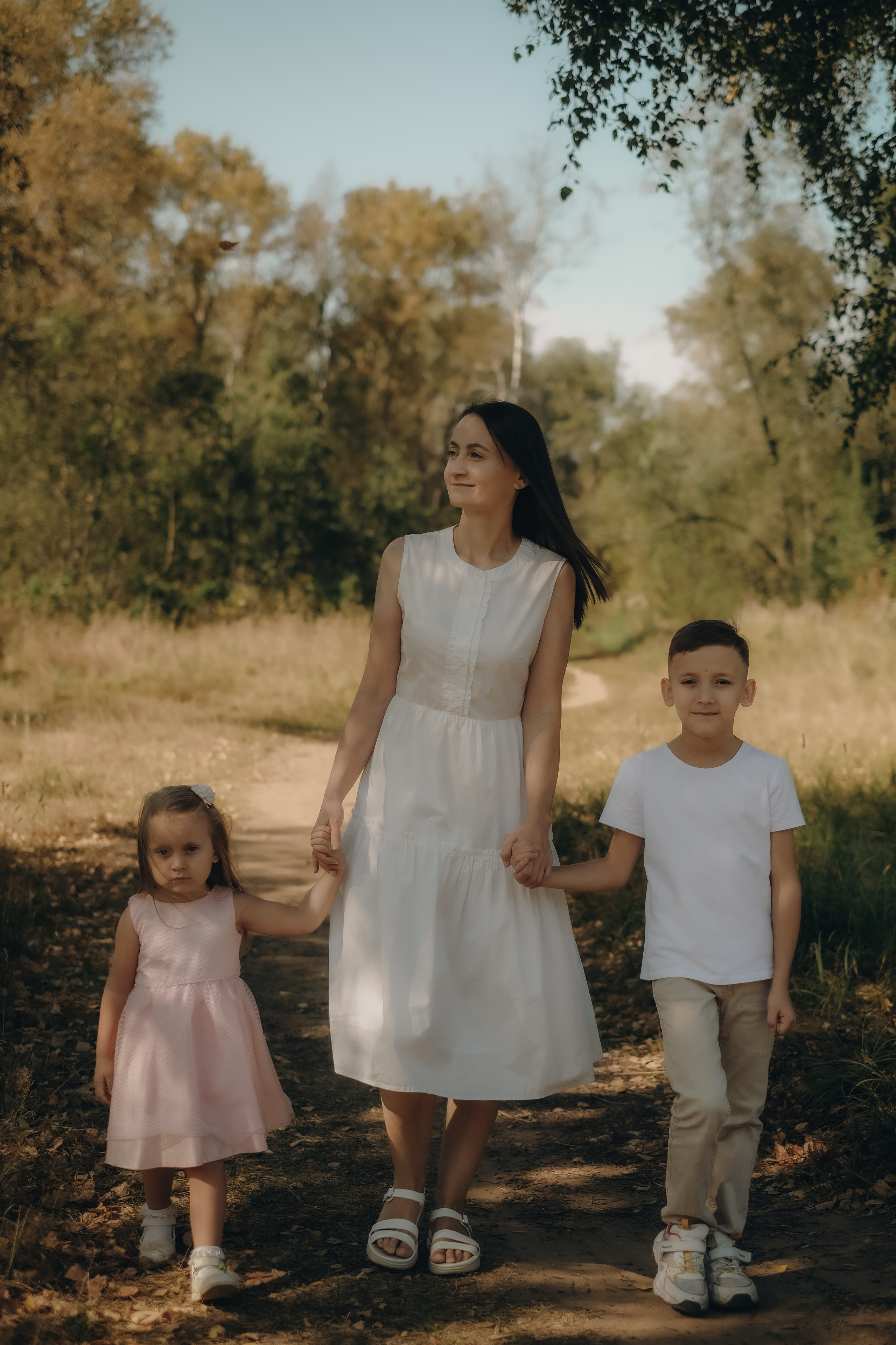 Семья Борган. Осенний день на Клязьме. Свадебный и семейный фотограф в Москве Инника Кетлер