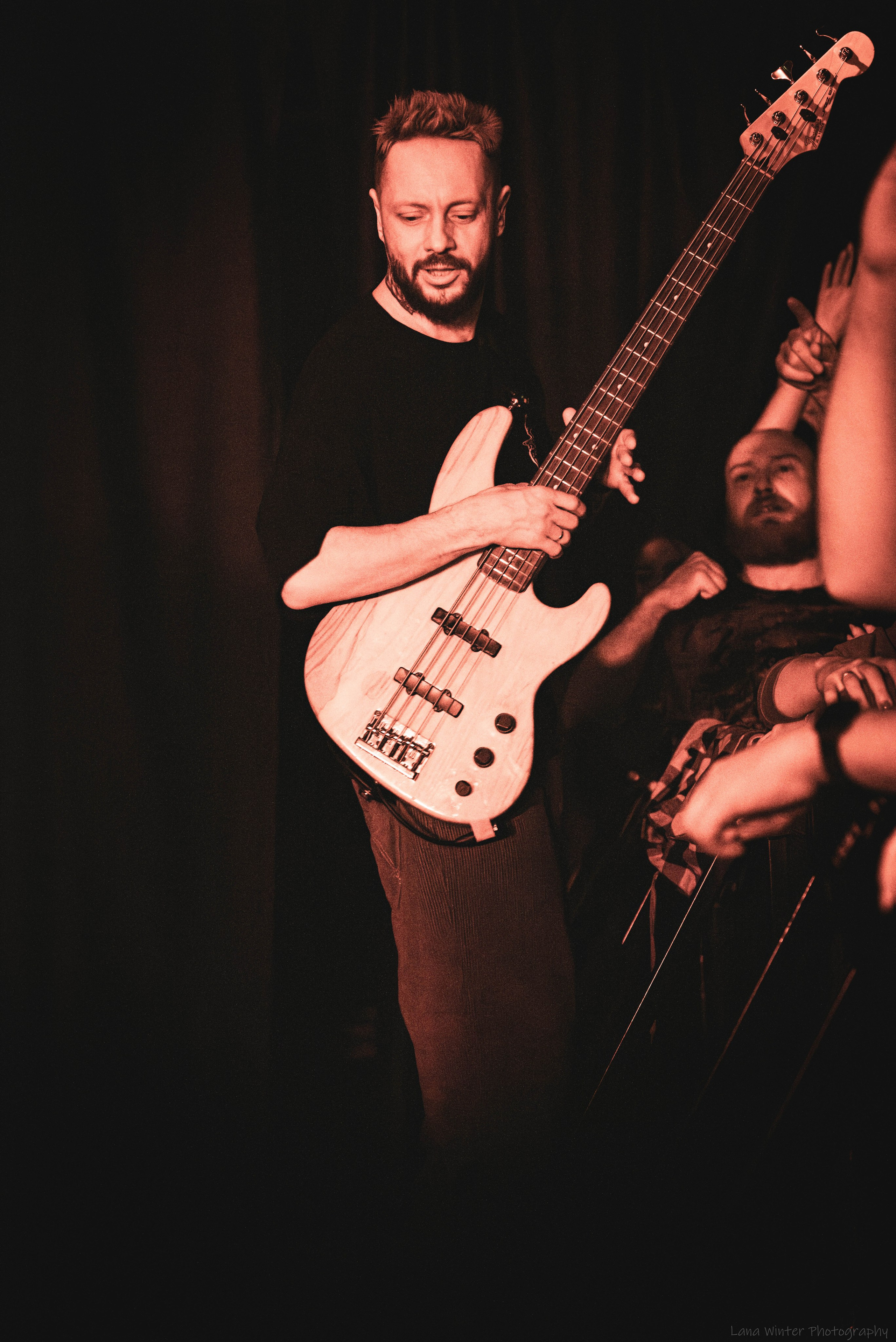 7000$ (25 января 2025 года, Москва, клуб Урбан). Фотограф Светлана Блинова, Москва и Московская область