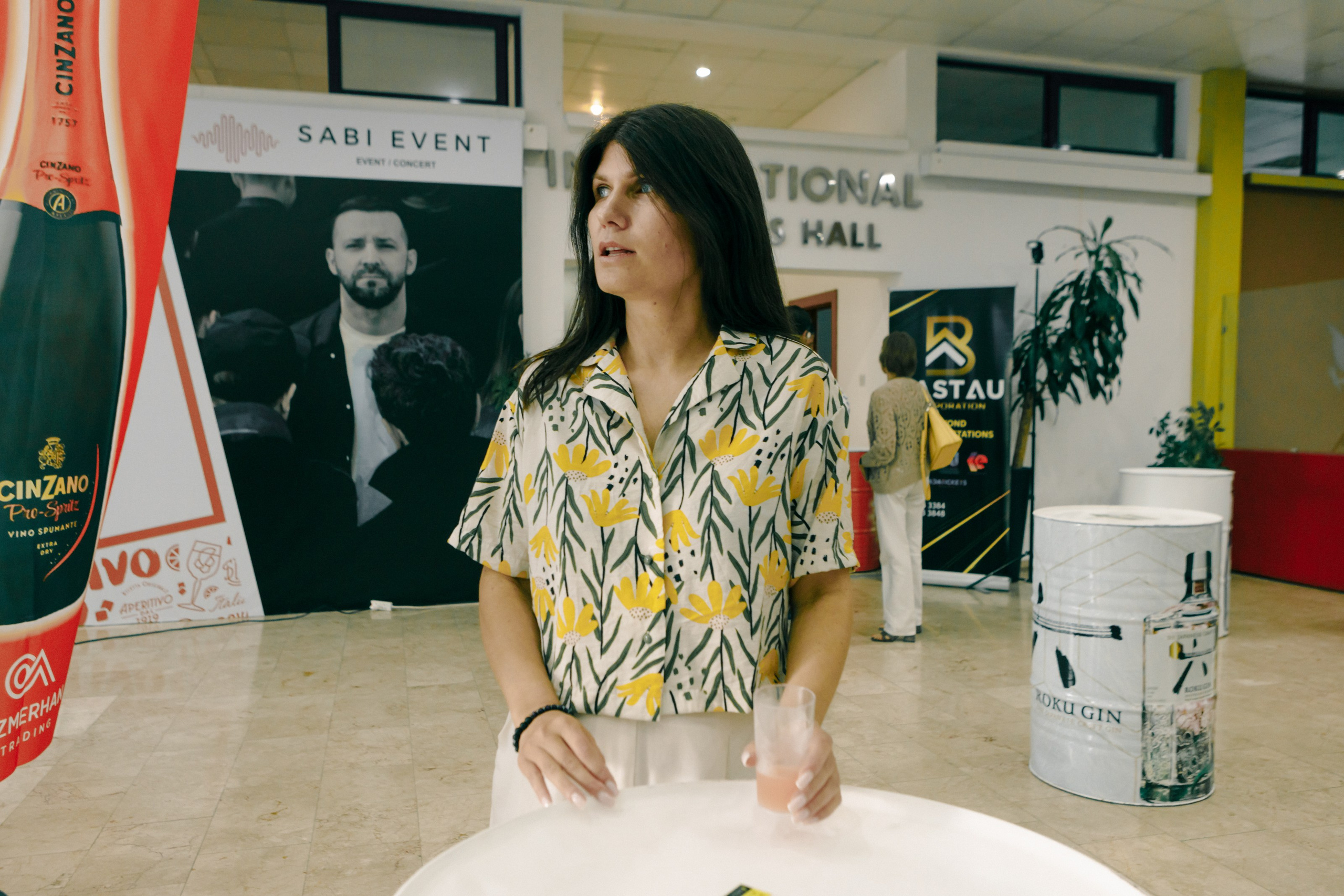 Stand Up. Photographer in Batumi, Georgia Pavel Sharnikov