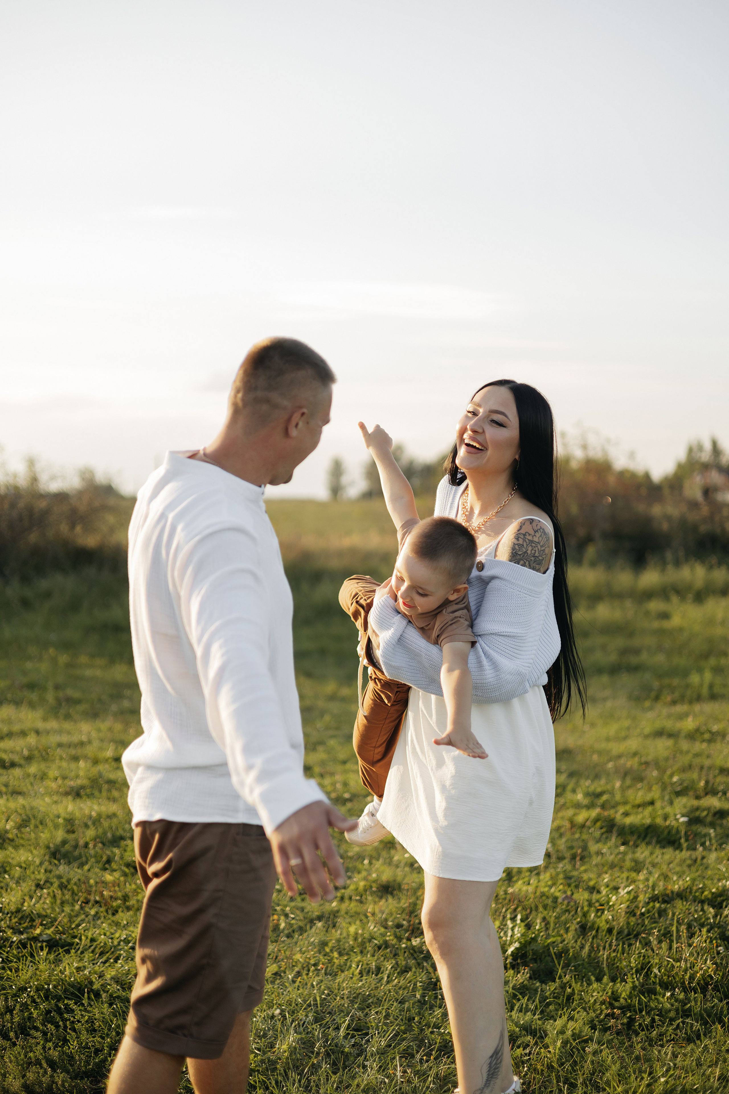 Вика, Артем и Ярик. Свадебный фотограф в Пскове и Санкт-Петербурге | Анна Голикова