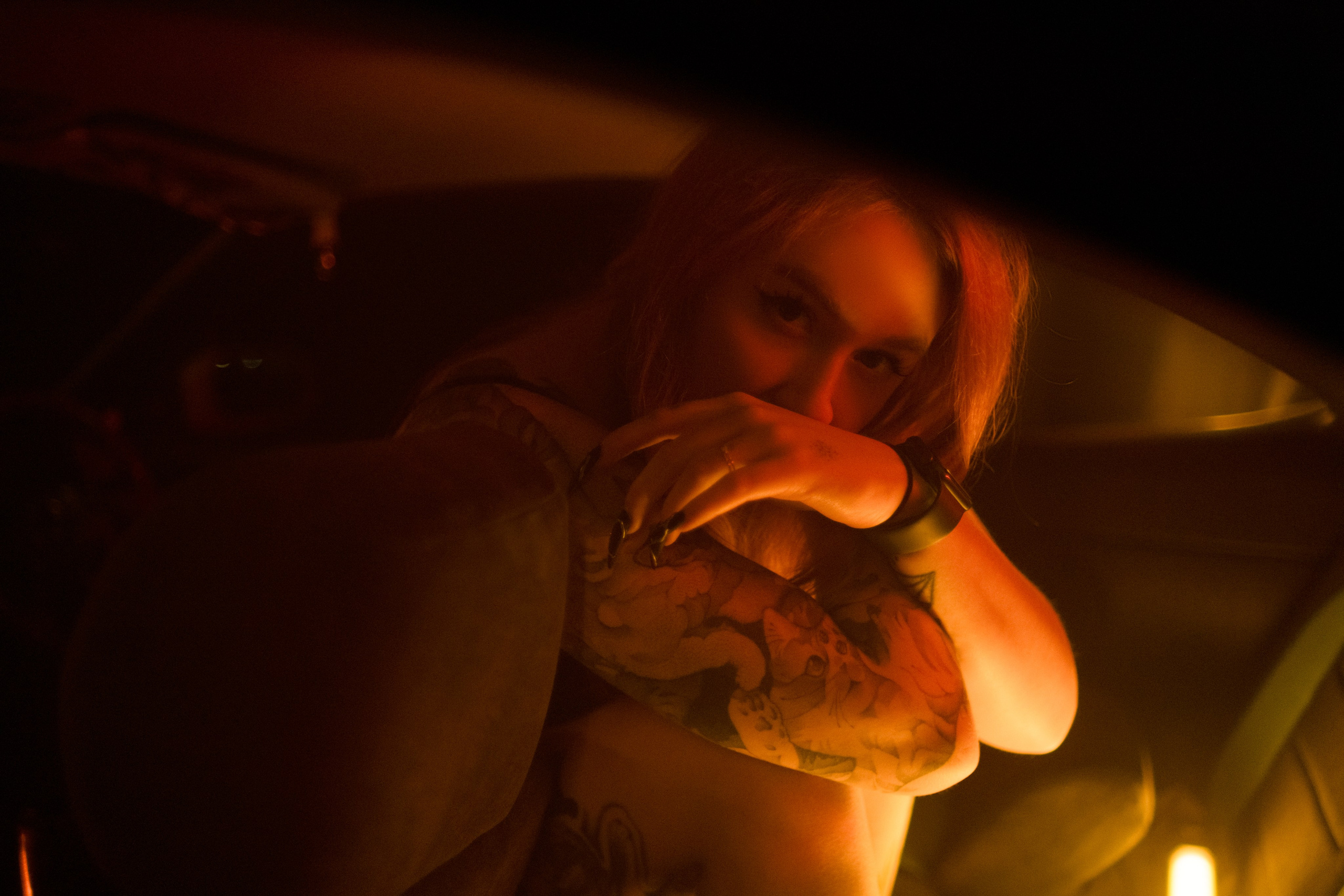 Вика и машина. Фотограф Коробова Екатерина