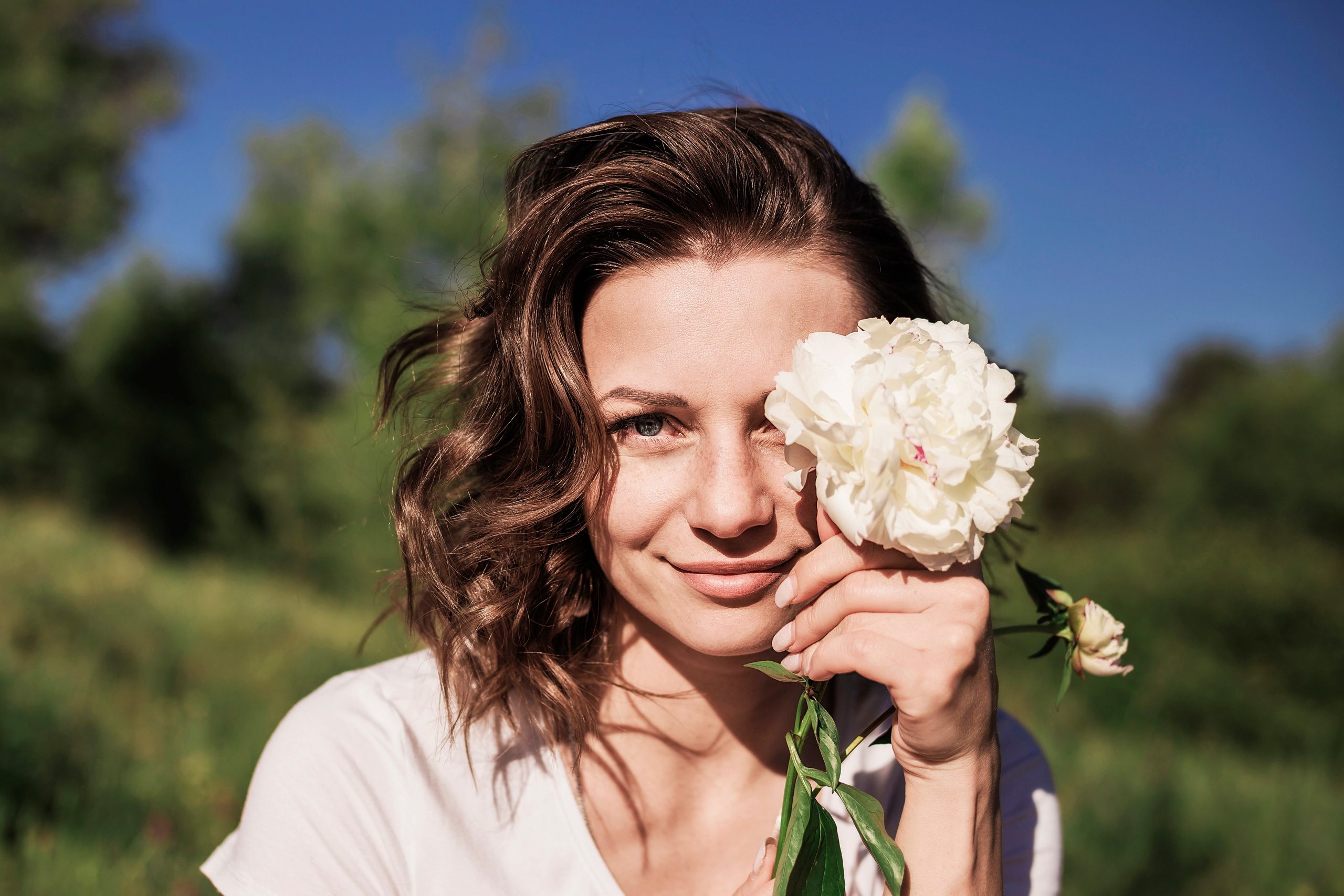 Фотосессия с пионами. Семейный фотограф в Саратове