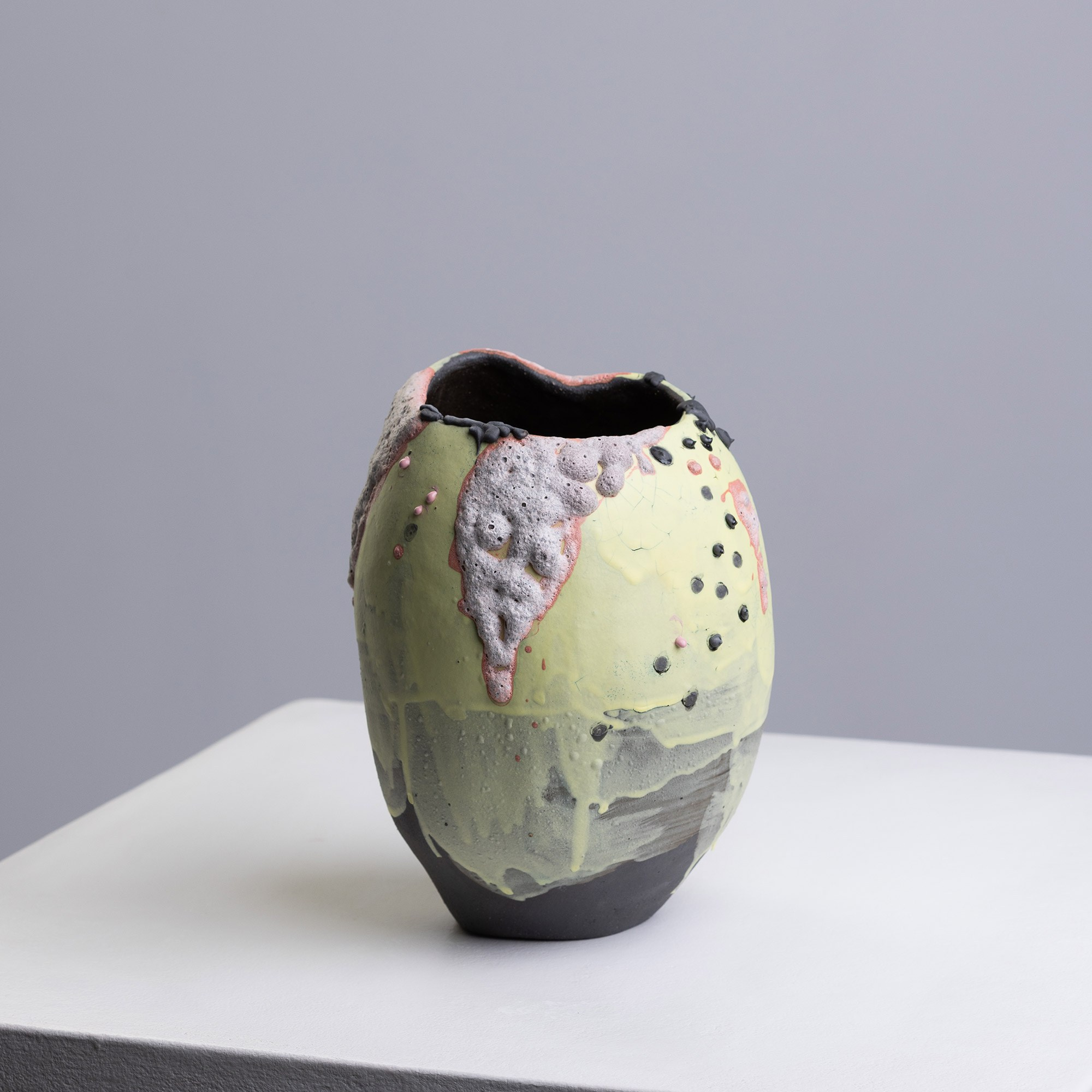 Арлекин. Художник керамист Вика Уйстрайх