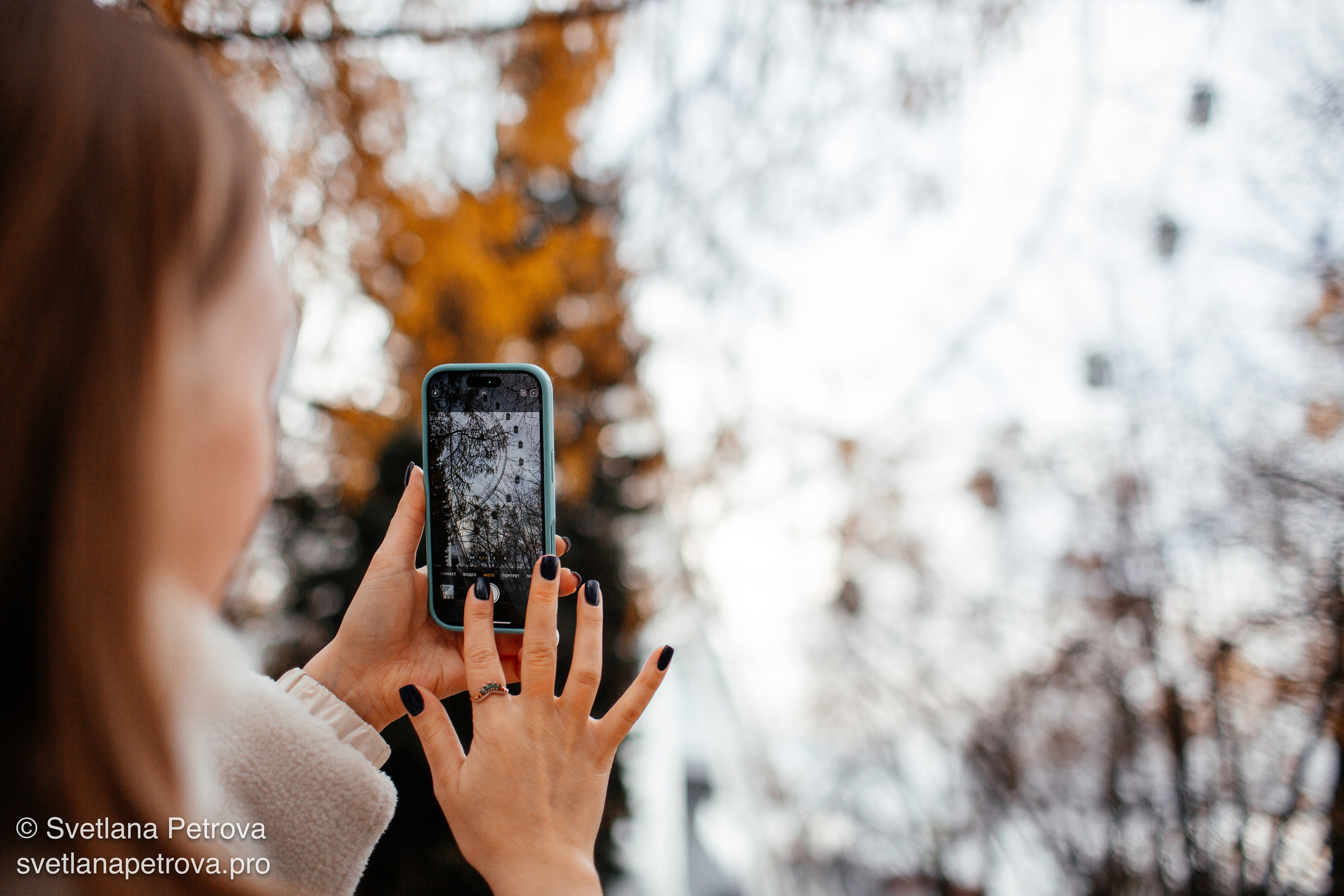 Индивидуальная съёмка на ВДНХ. Осень 2025. Фотограф Светлана Петрова
