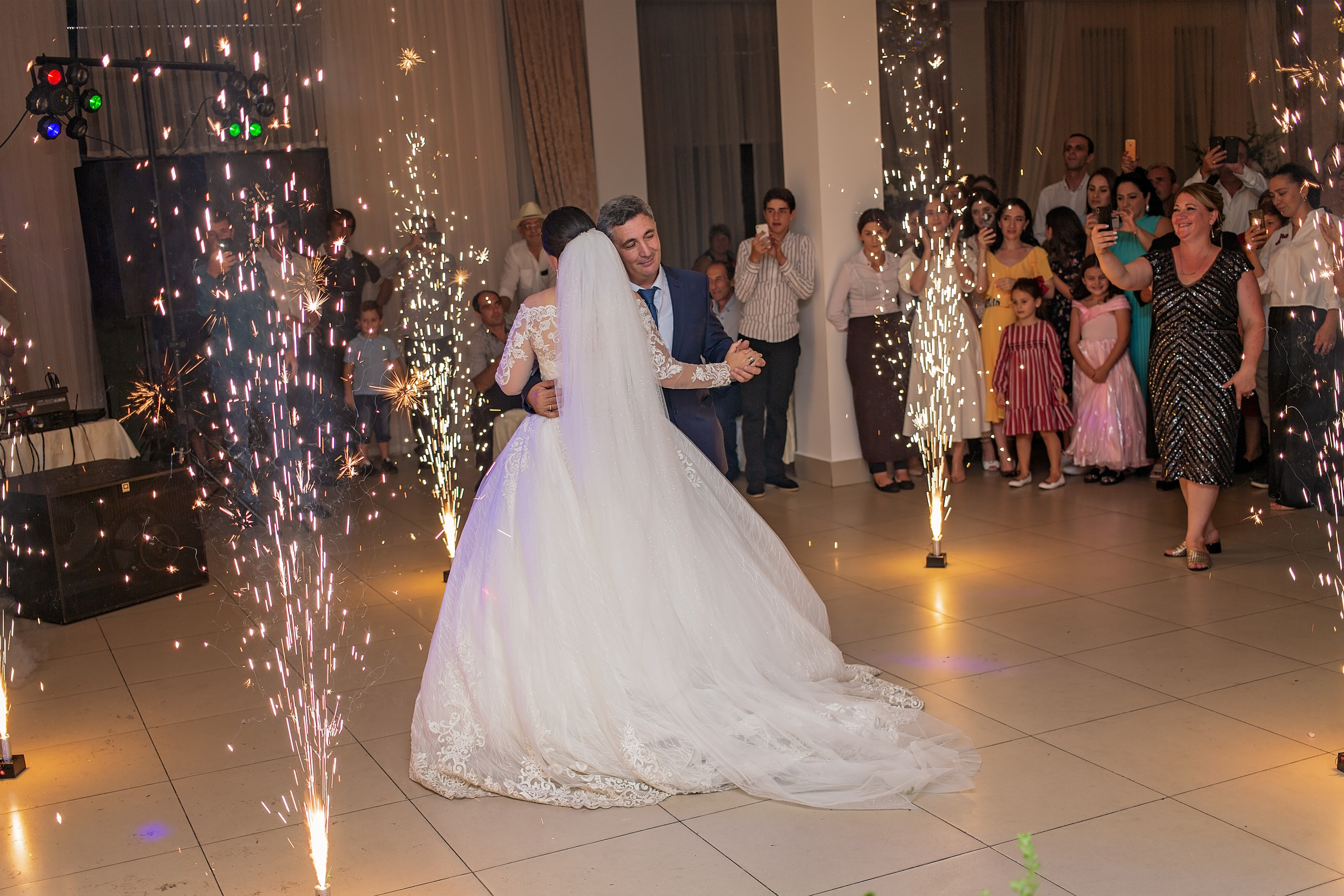 Счастливый день. Свадебный и семейный фотограф в Абхазии Эля Цишба