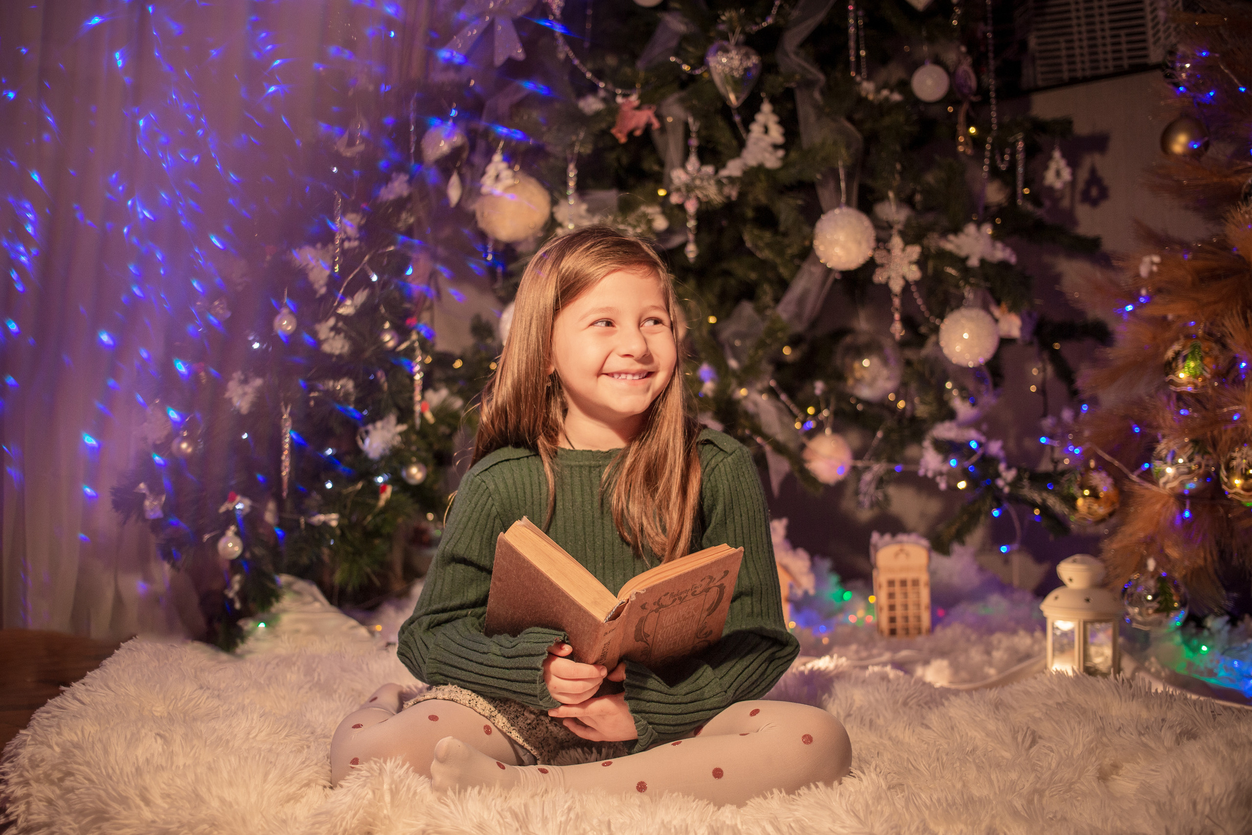 Под елкой. Свадебный и семейный фотограф в Абхазии Эля Цишба