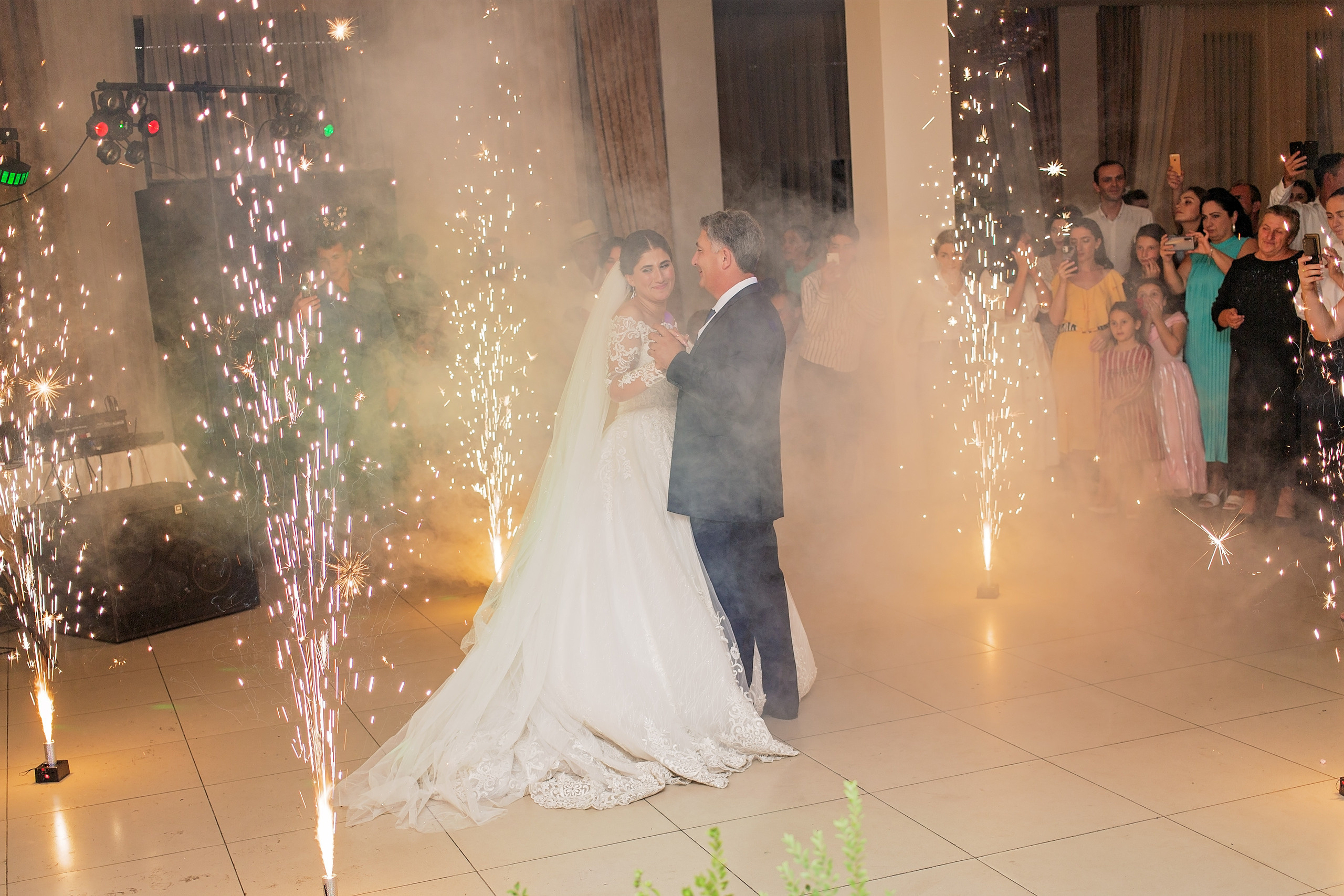 Счастливый день. Свадебный и семейный фотограф в Абхазии Эля Цишба