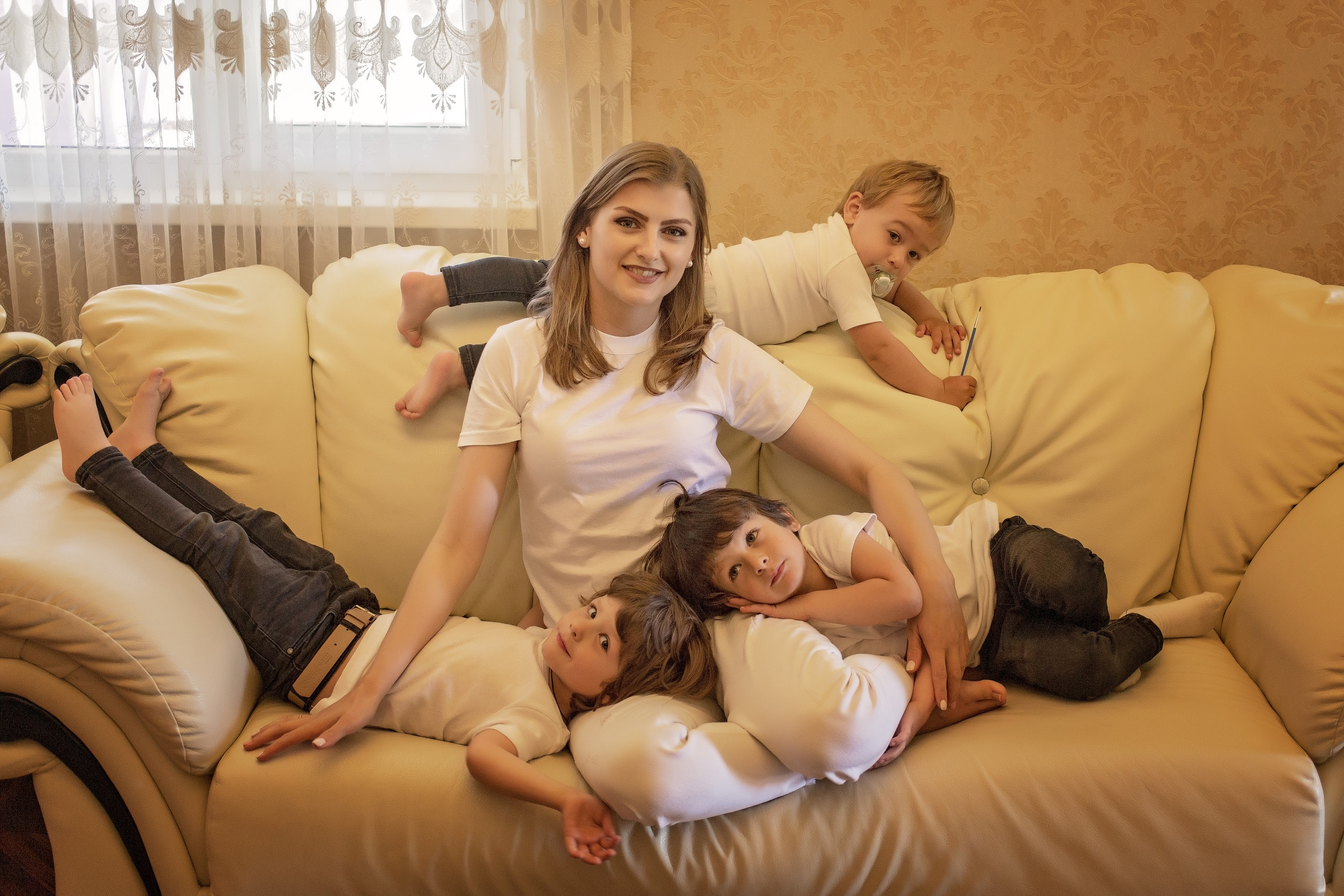 Семейная фотосессия. Свадебный и семейный фотограф в Абхазии Эля Цишба