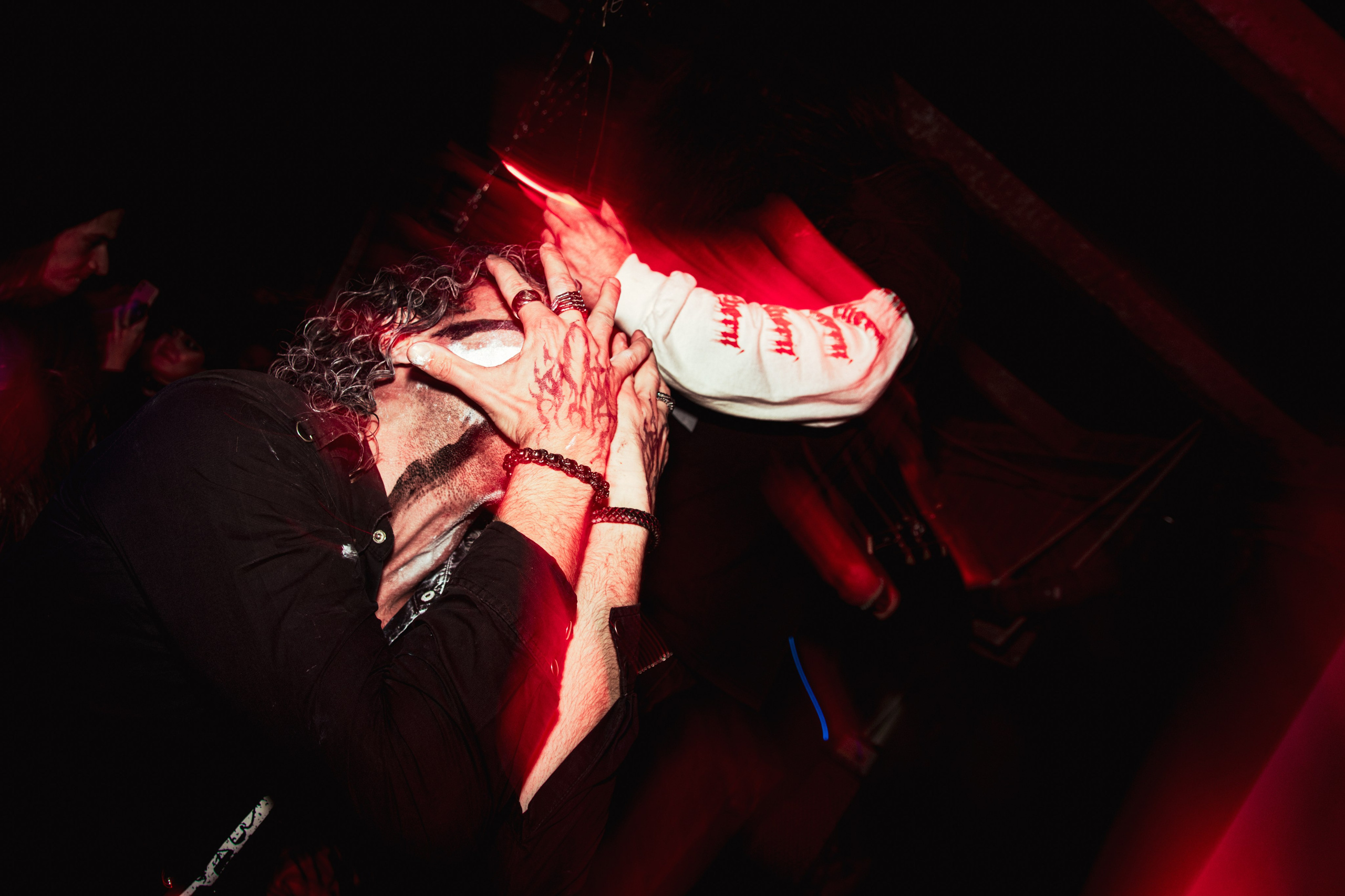 Lowfloor & Smyčka & Supruga 30.10.2025. Репортажный фотограф в Москве Legiodot