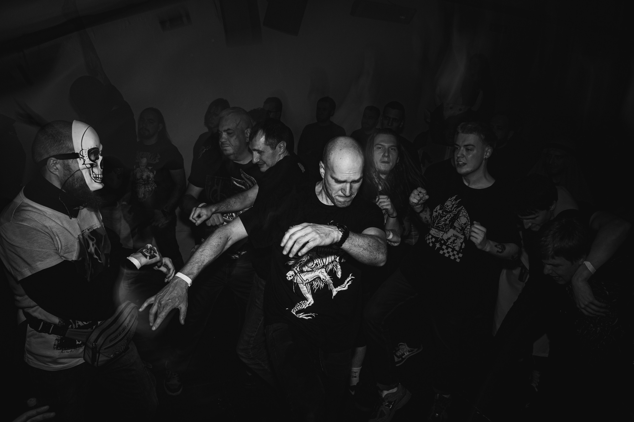 Отшельник & Potvor 31.10.2025. Репортажный фотограф в Москве Legiodot