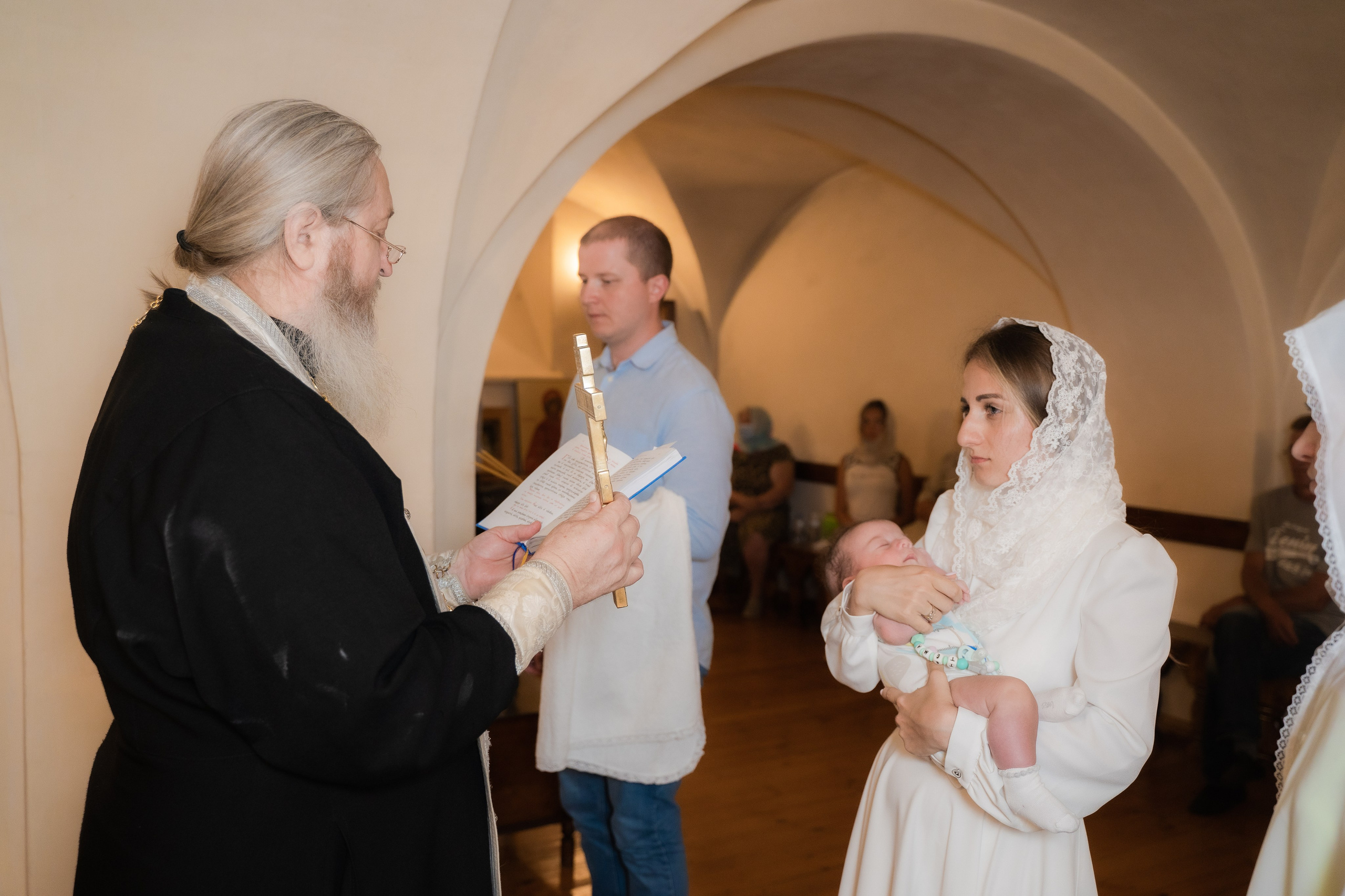 Фотосъемка крещения в Москве — сохранить таинство и создать фотокнигу