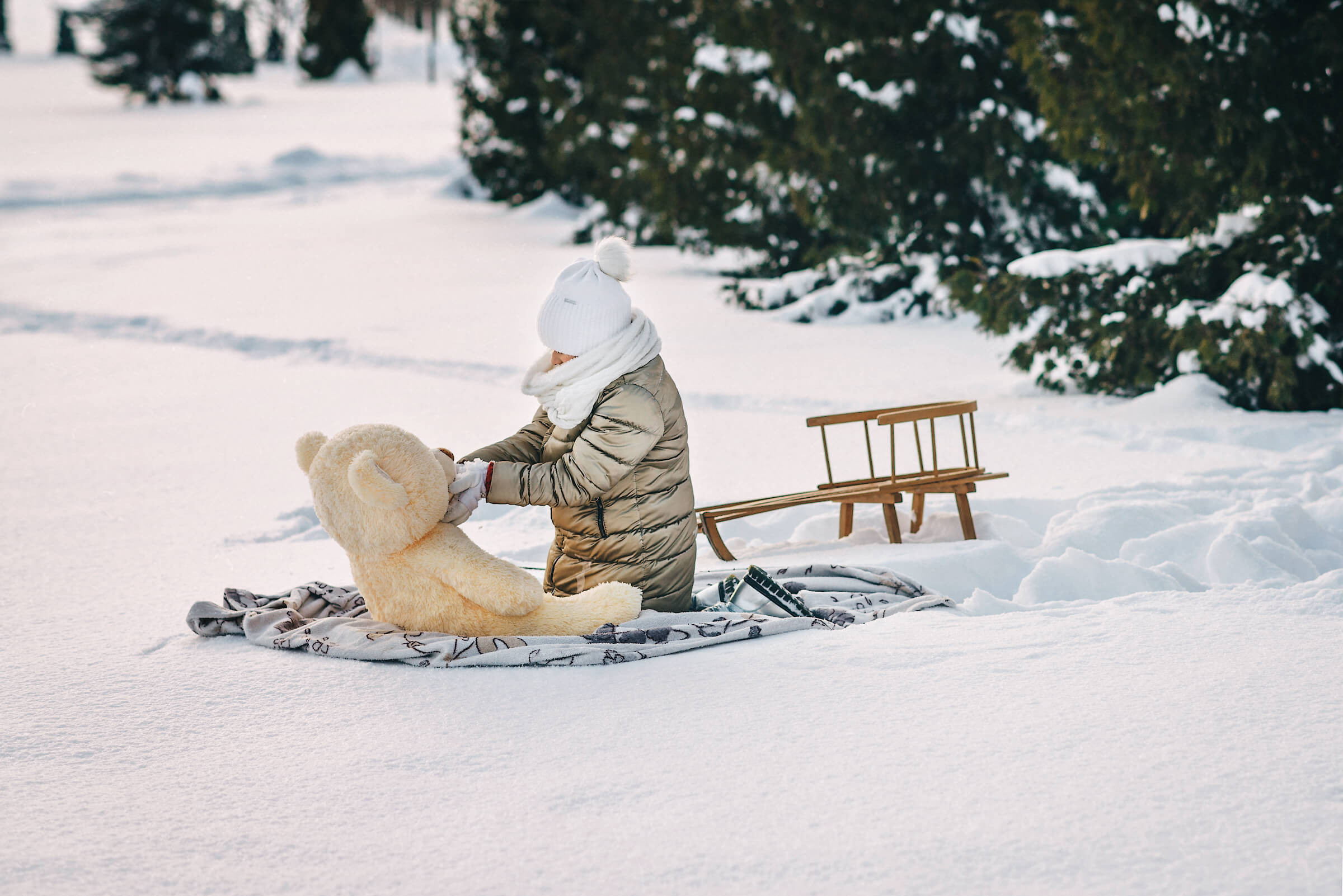 Children's photo session in winter. Photographer in Warsaw