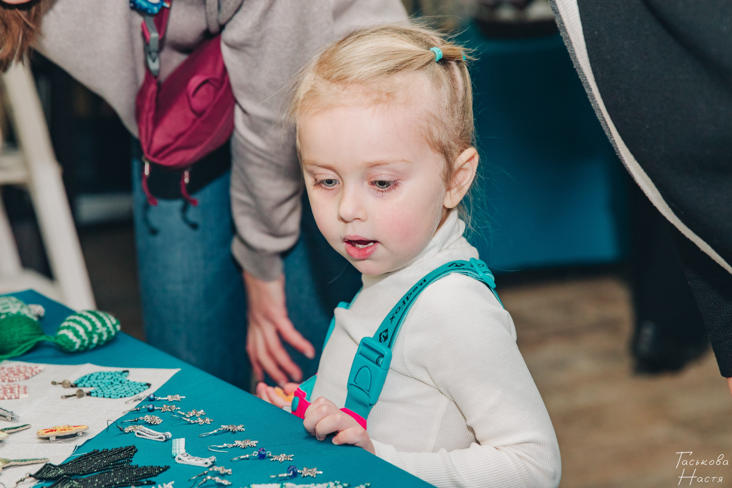 Новогодний маркет на Ангаре. Фотограф в Иркутске Настя Гаськова