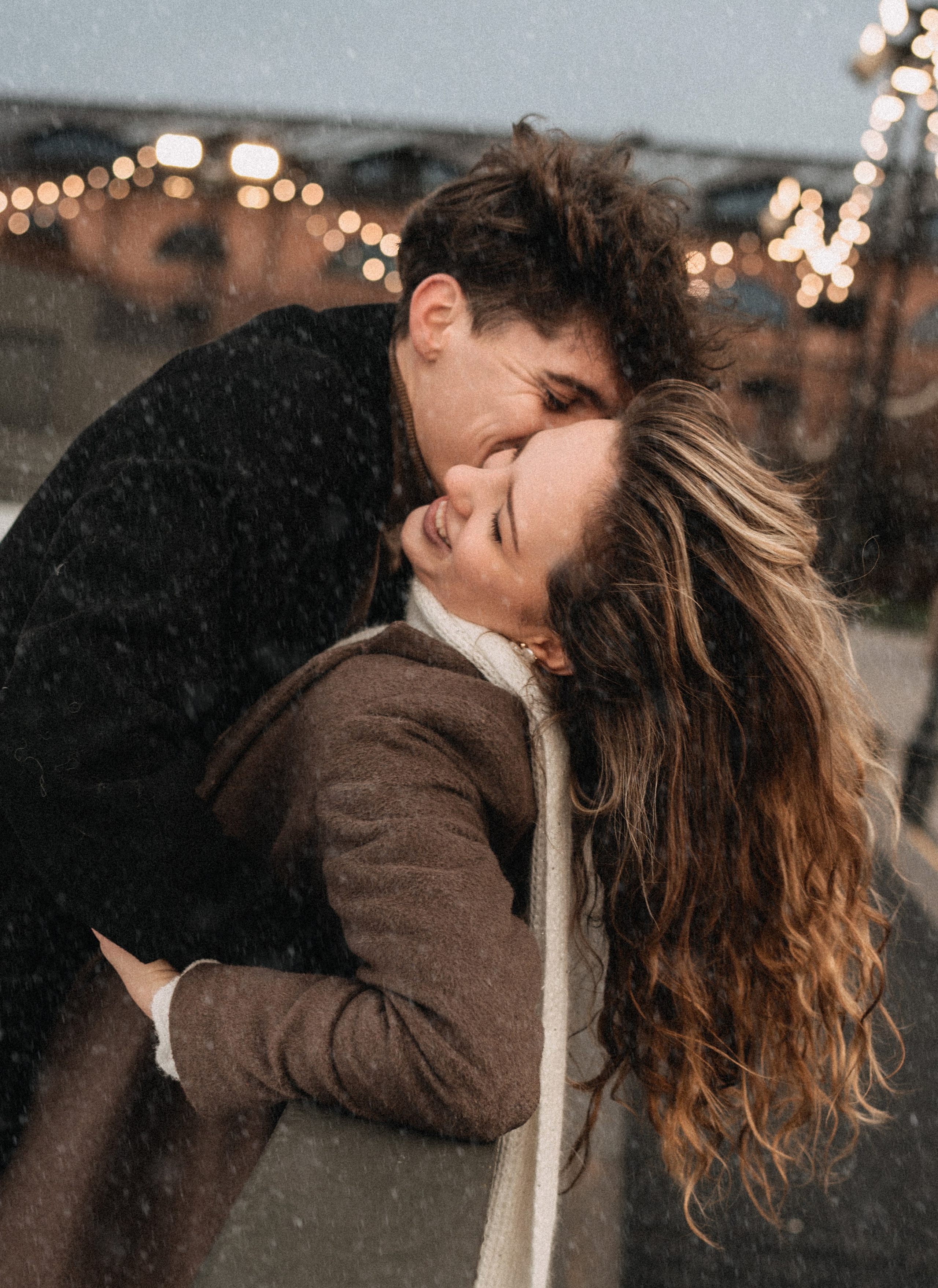 Парная фотосессия на катке. Новая Голландия. Зимняя фотосессия в Санкт-Петербурге. Фотограф в Санкт-Петербурге. Федосова Елизавета 