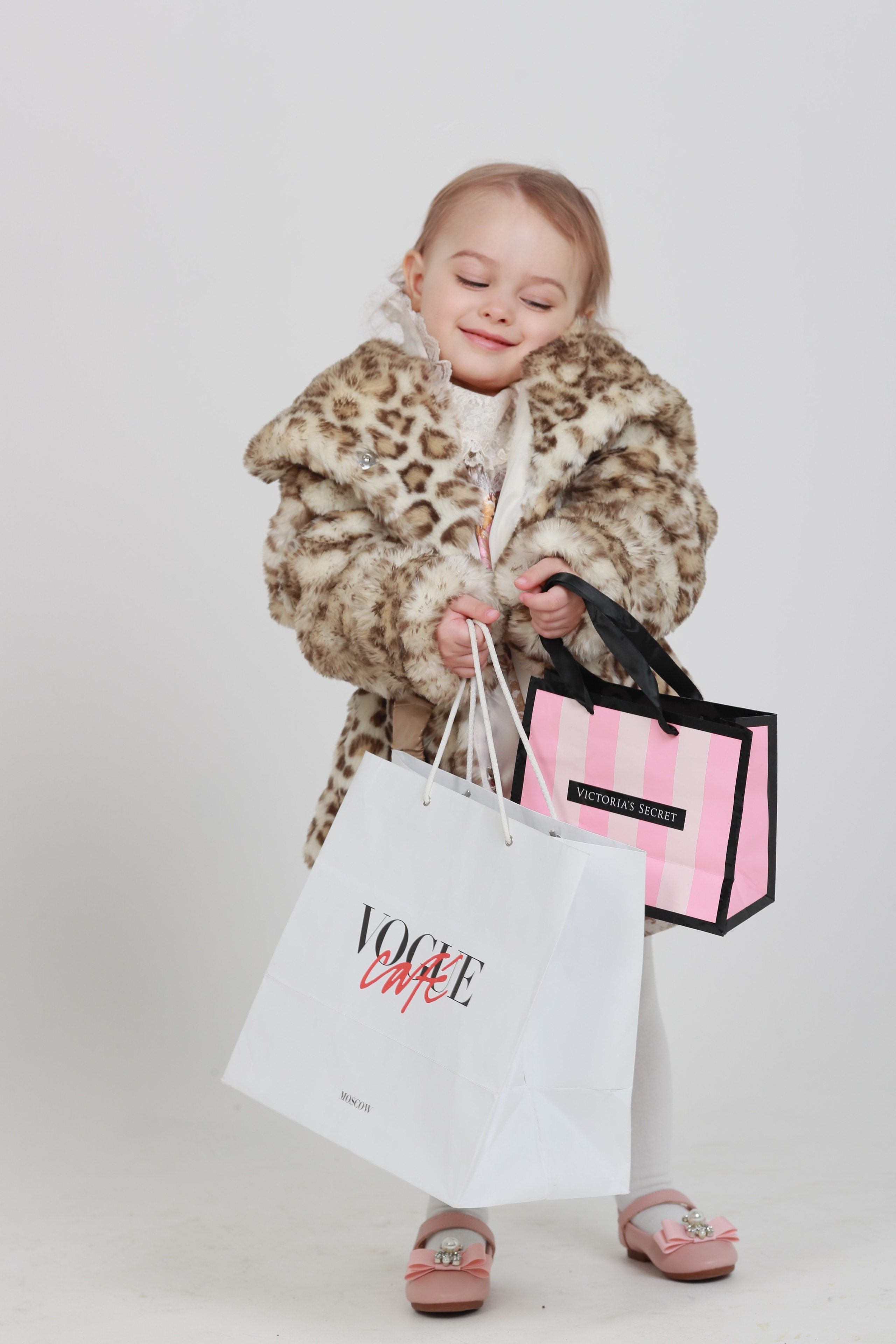 Алине 2 года. Профессиональный фотограф Алена Александрова