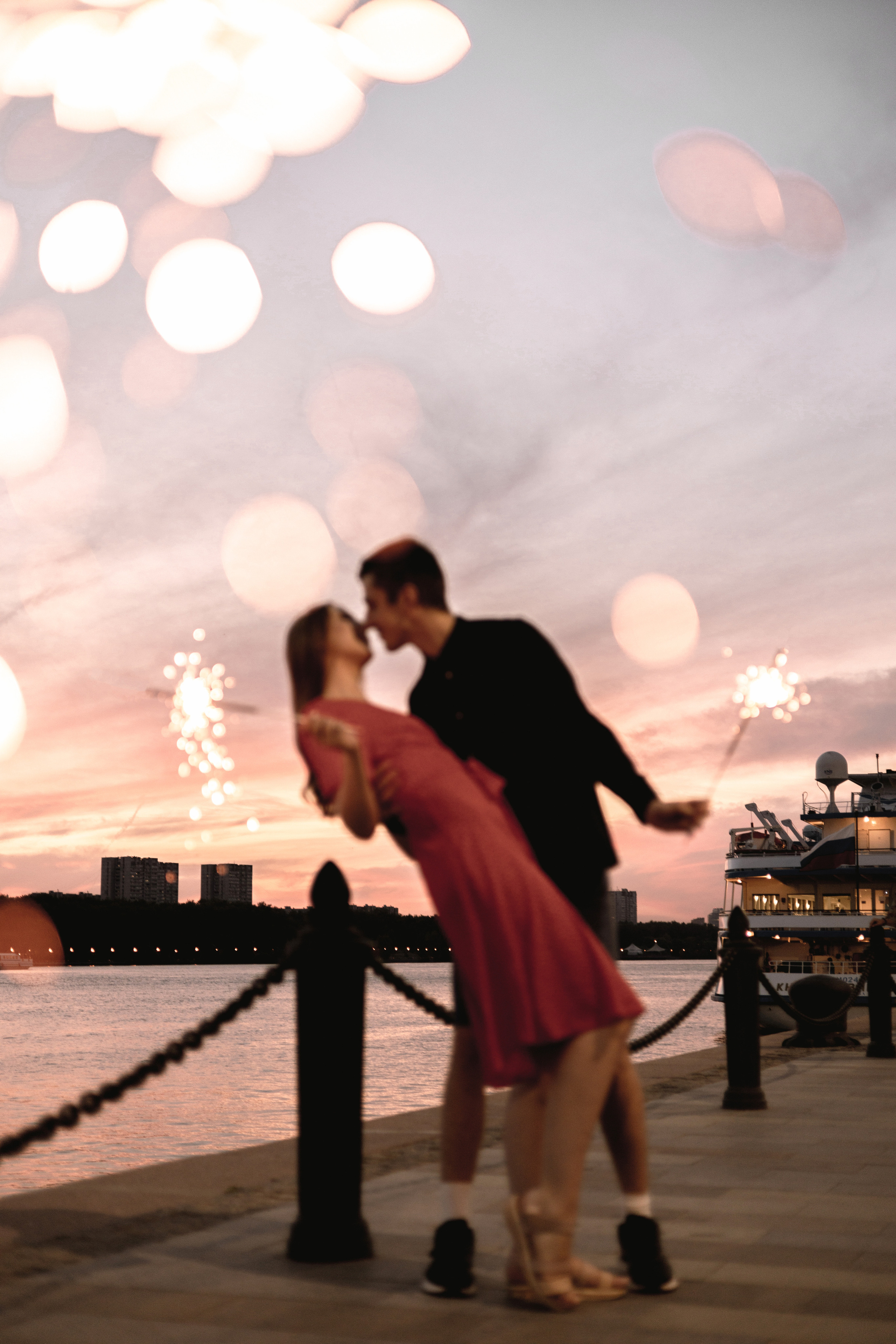 Речной вокзал: Семён и Настя. Свадебный и индивидуальный фотограф Татьяна Гуляева